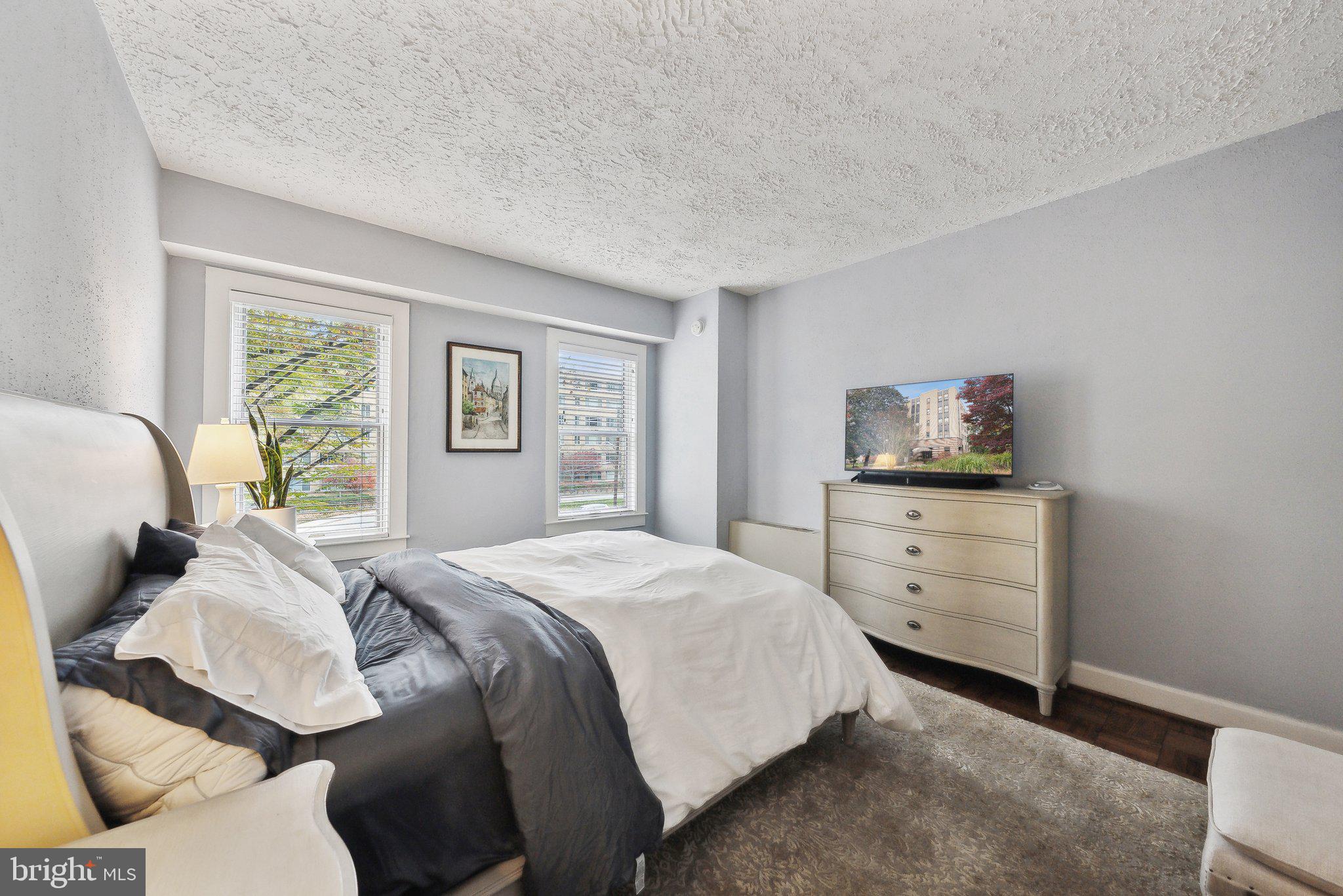 3901 Cathedral Ave NW #113