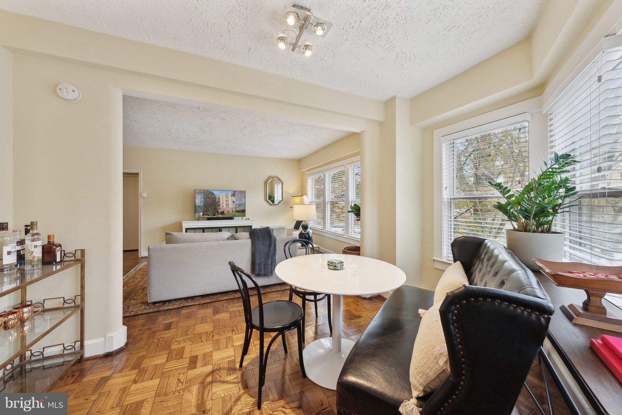 3901 Cathedral Ave NW #113