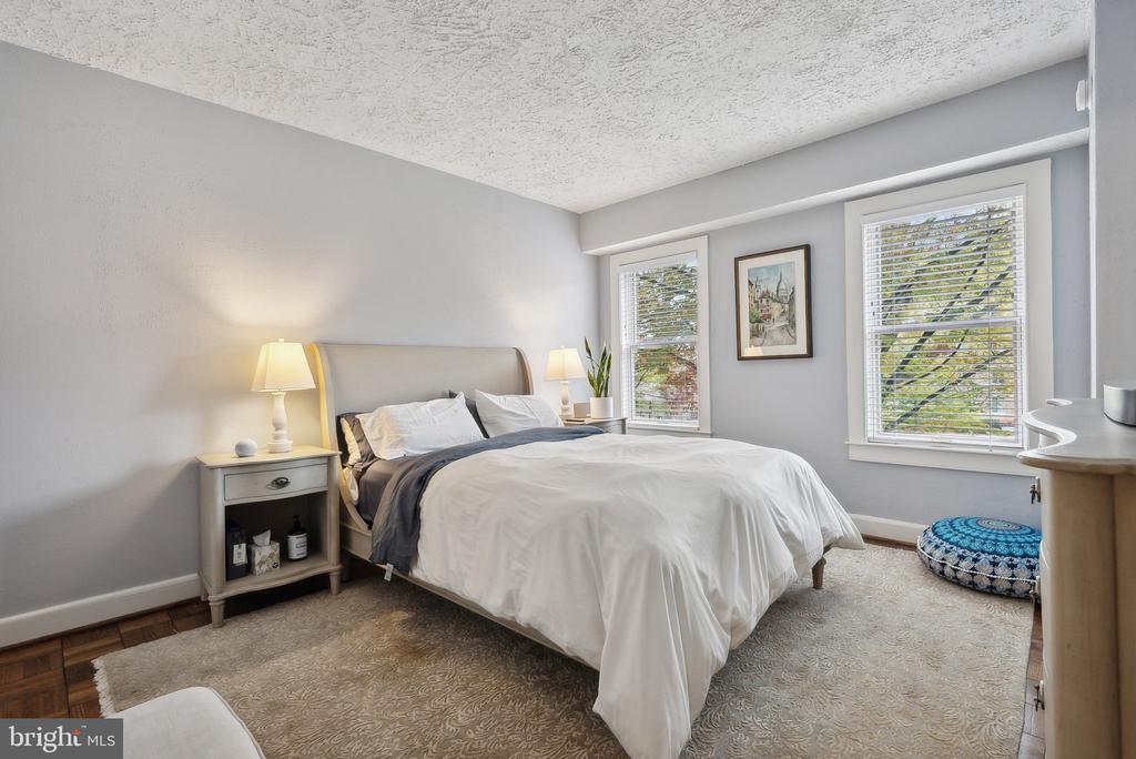 3901 Cathedral Ave NW #113