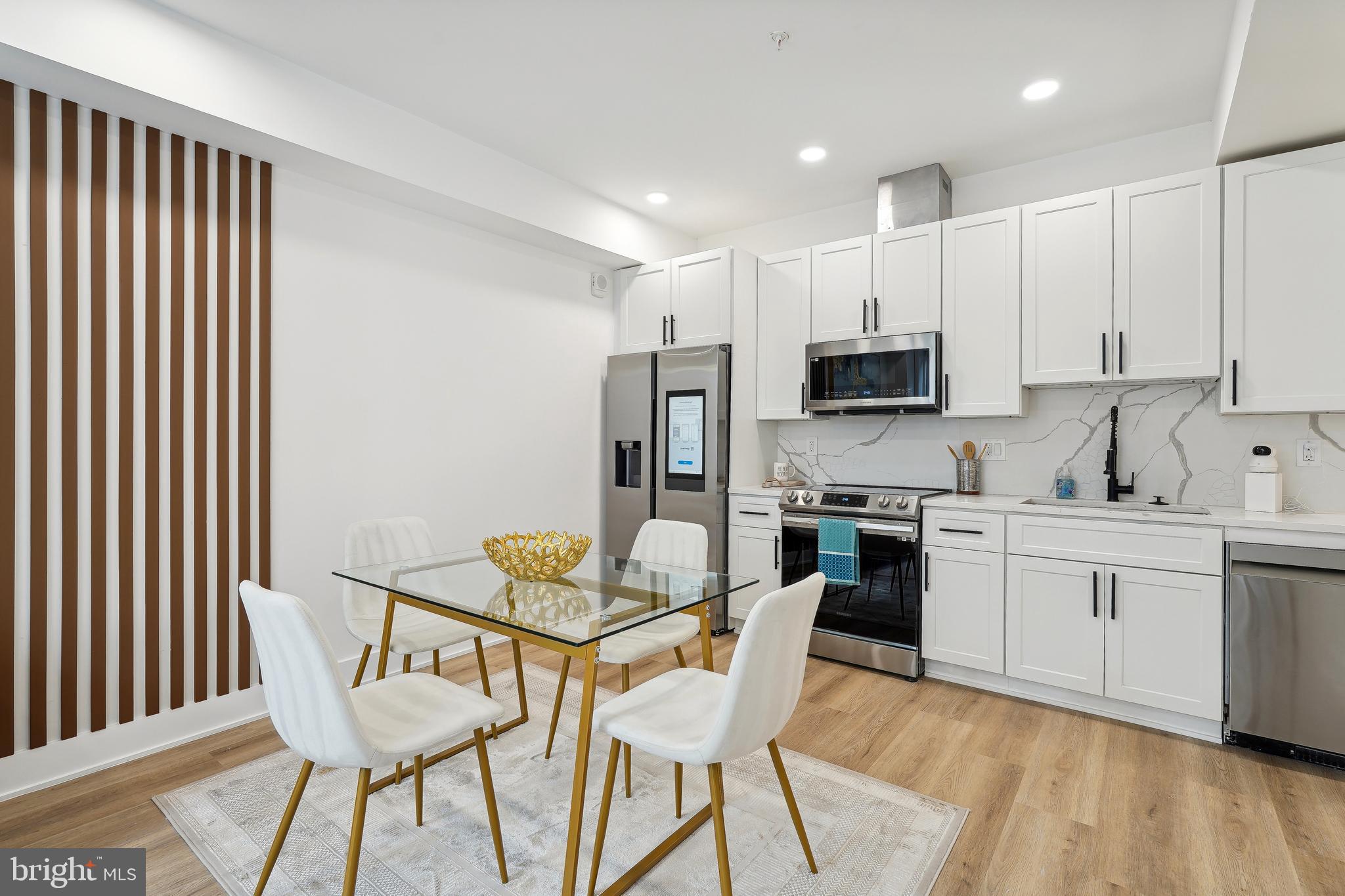 701 Quincy St NE #1