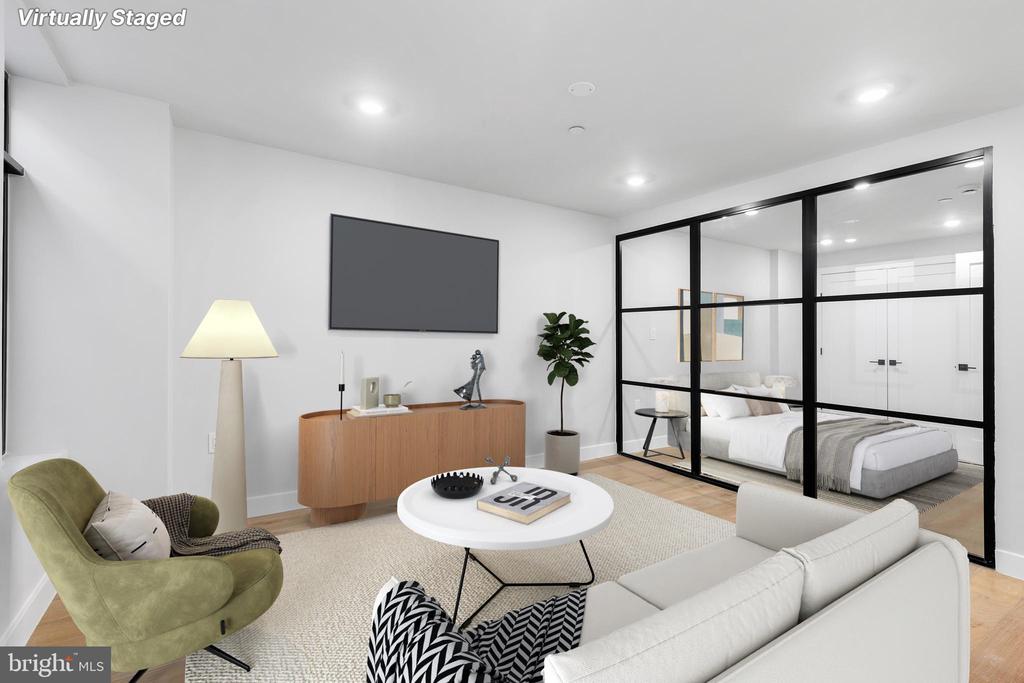 1208 M St NW #1