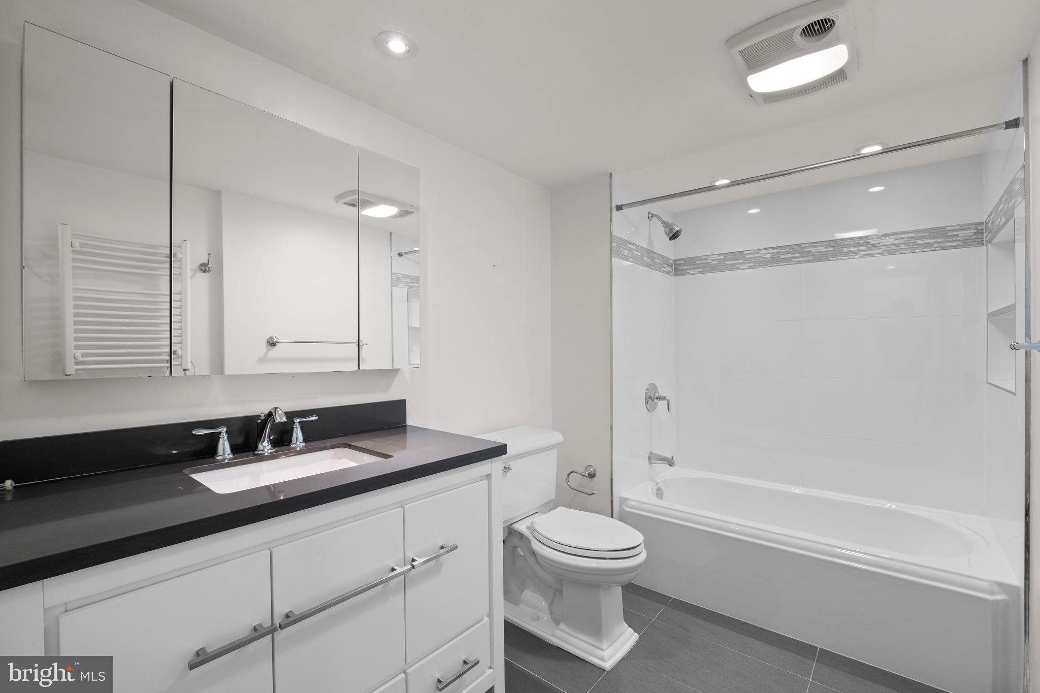 2320 WISCONSIN AVE NW #208