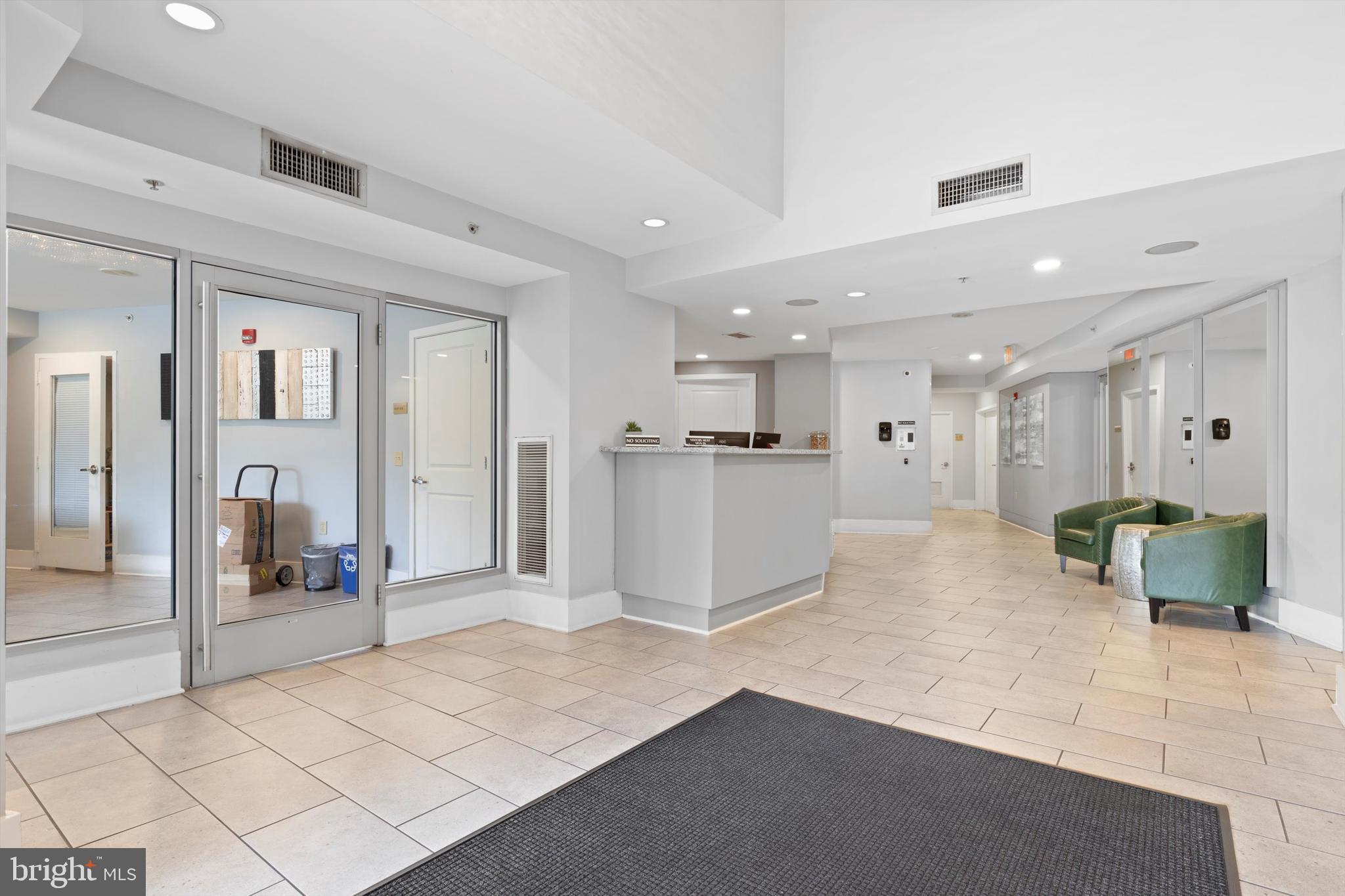 555 Massachusetts Ave NW #108