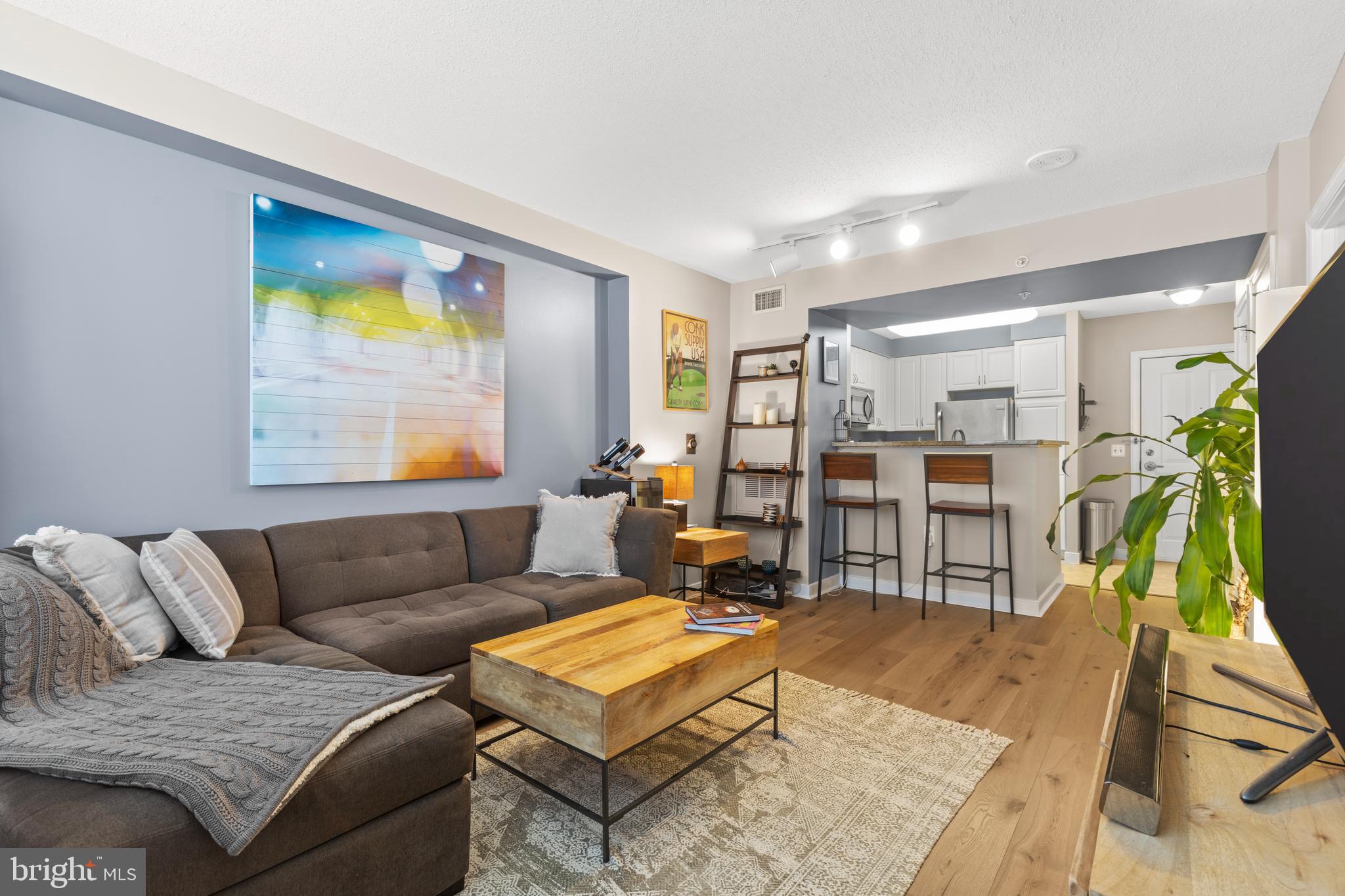 555 Massachusetts Ave NW #108