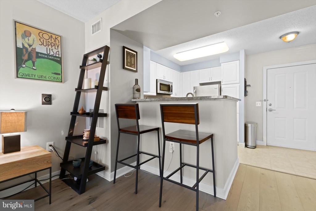 555 Massachusetts Ave NW #108