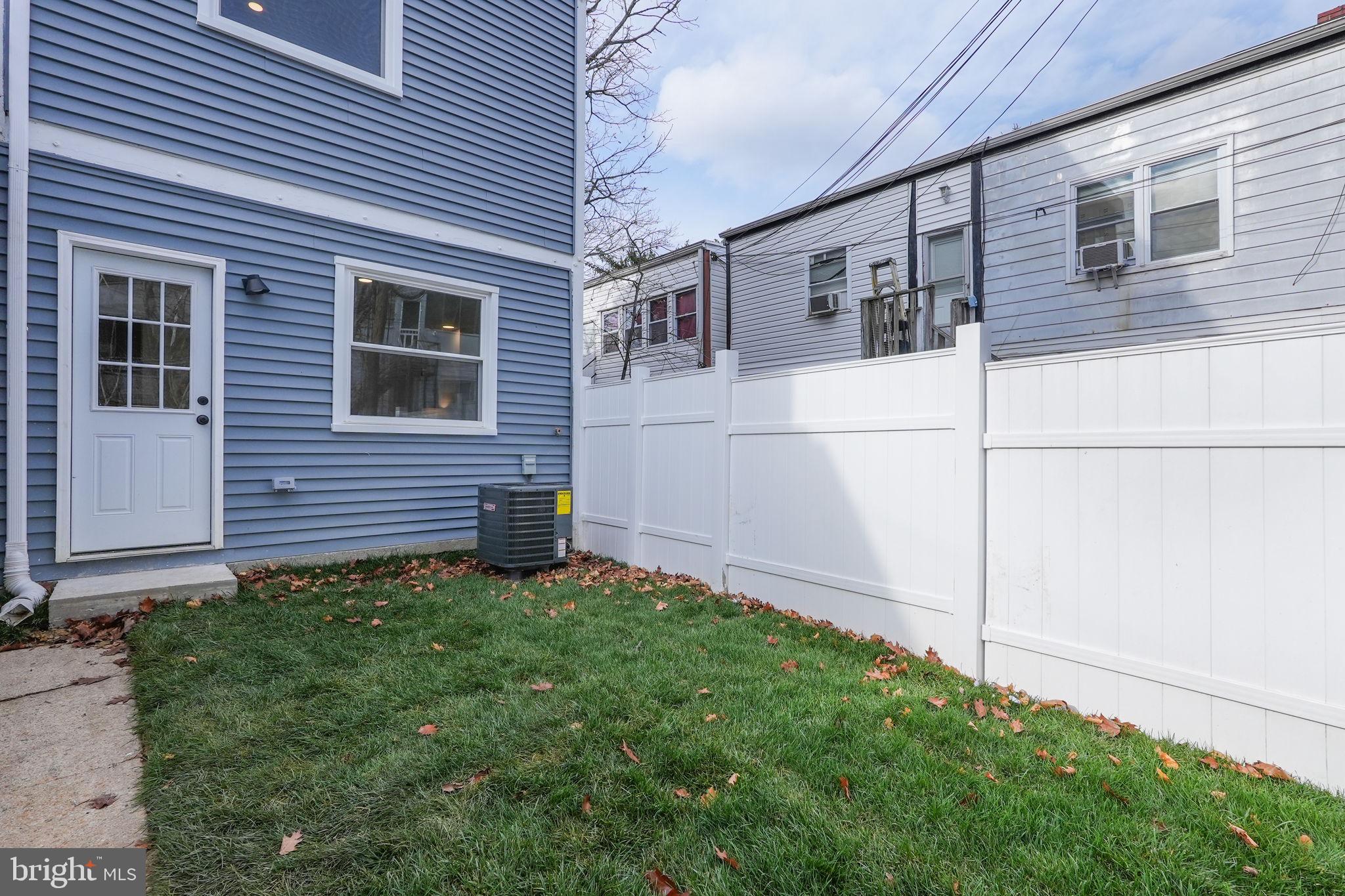4725 3rd Pl NW #2