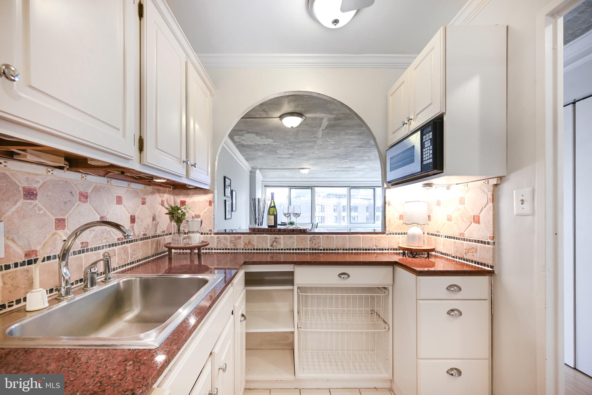 1330 New Hampshire Ave NW #907