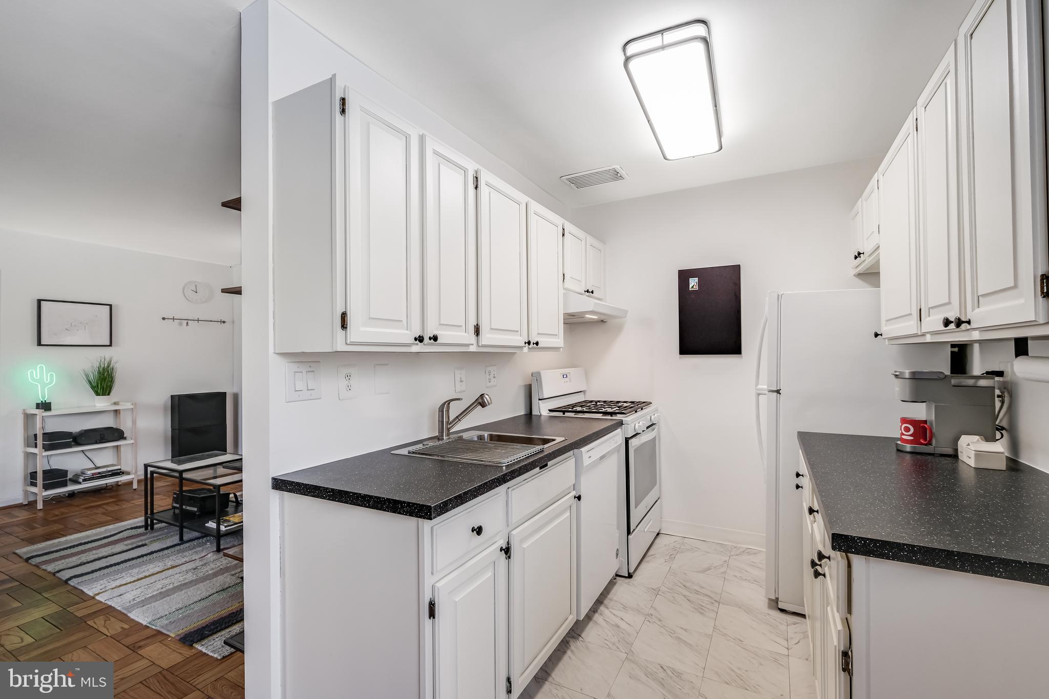 4114 Davis Pl NW #105