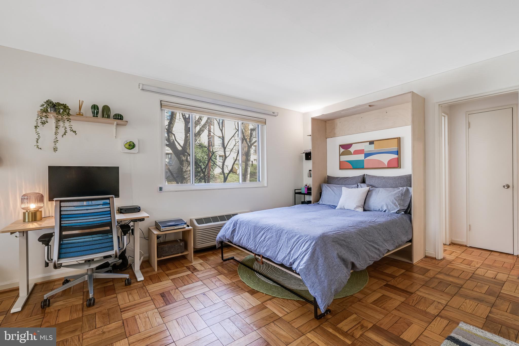 4114 Davis Pl NW #105