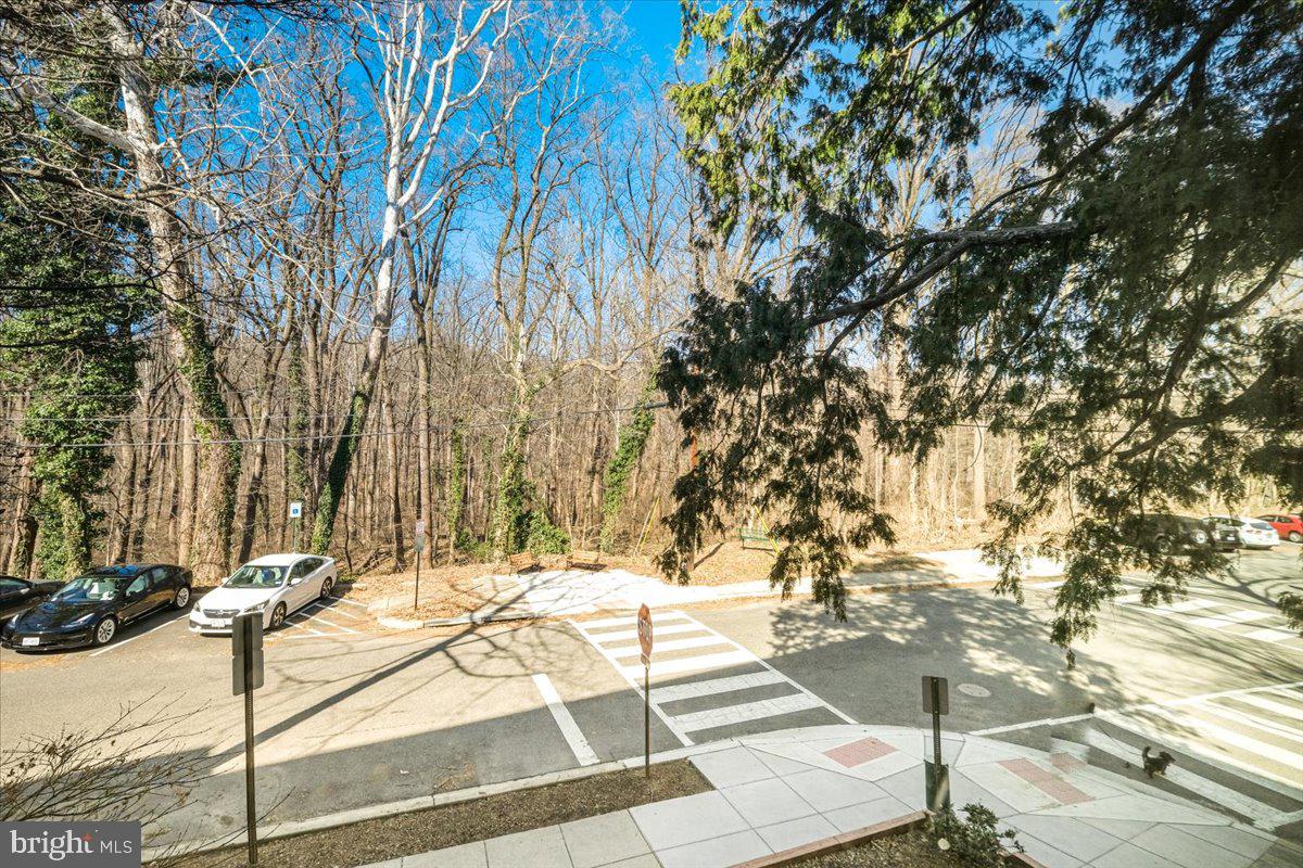 4114 Davis Pl NW #105