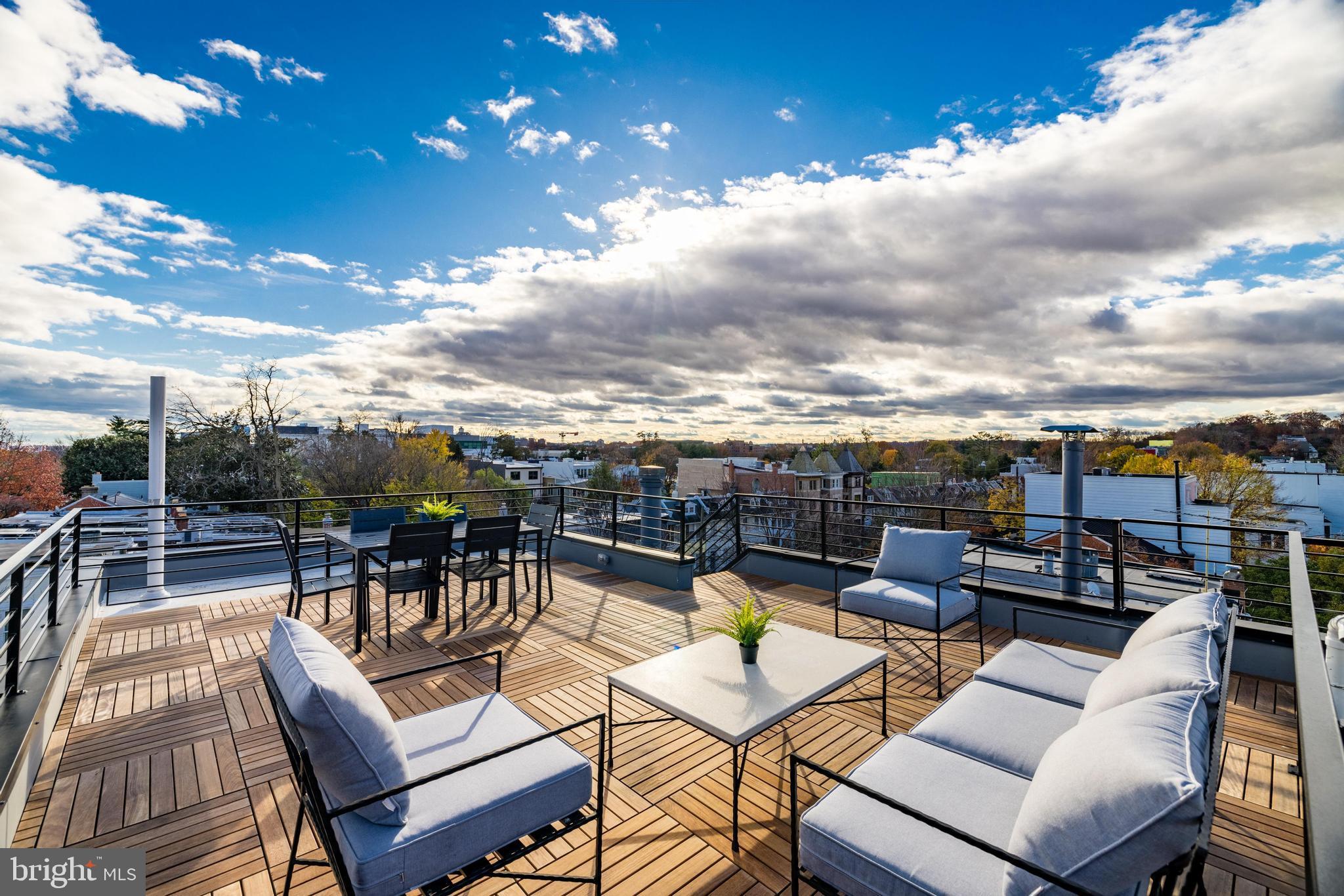 3503 T St NW