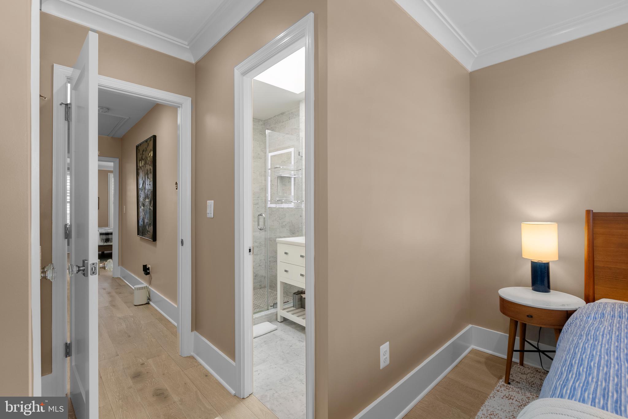 1663 32nd St NW