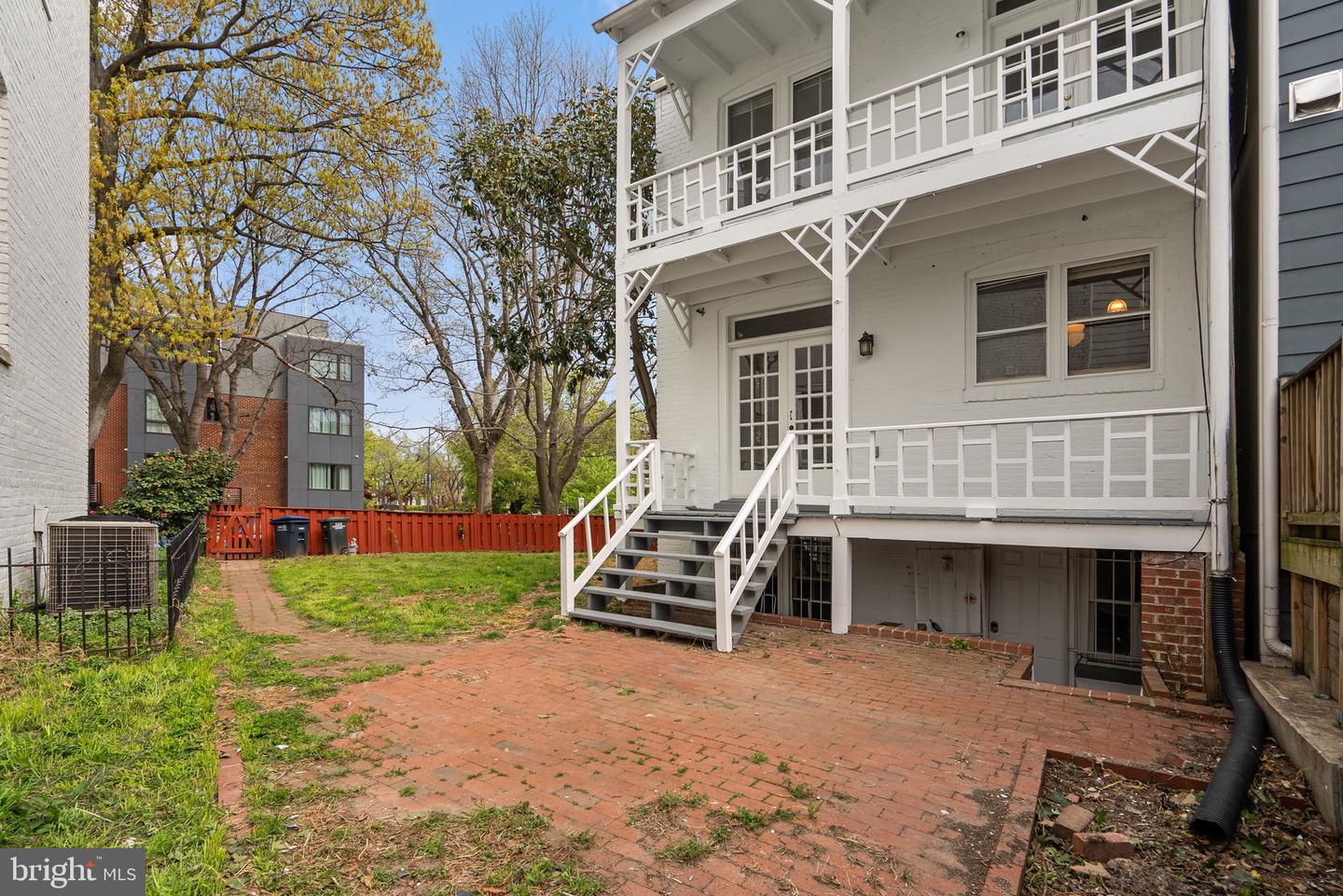 1372 South Carolina Ave SE