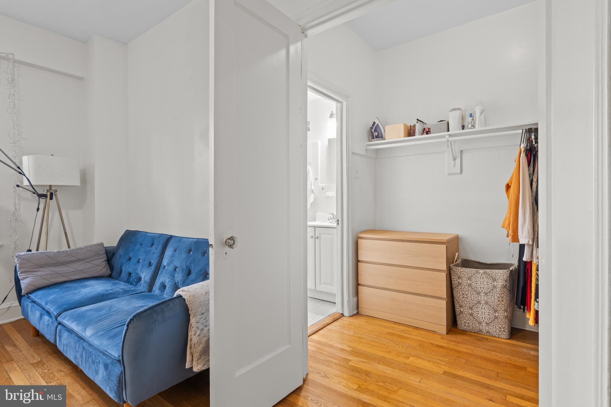 2032 Belmont Rd NW #204