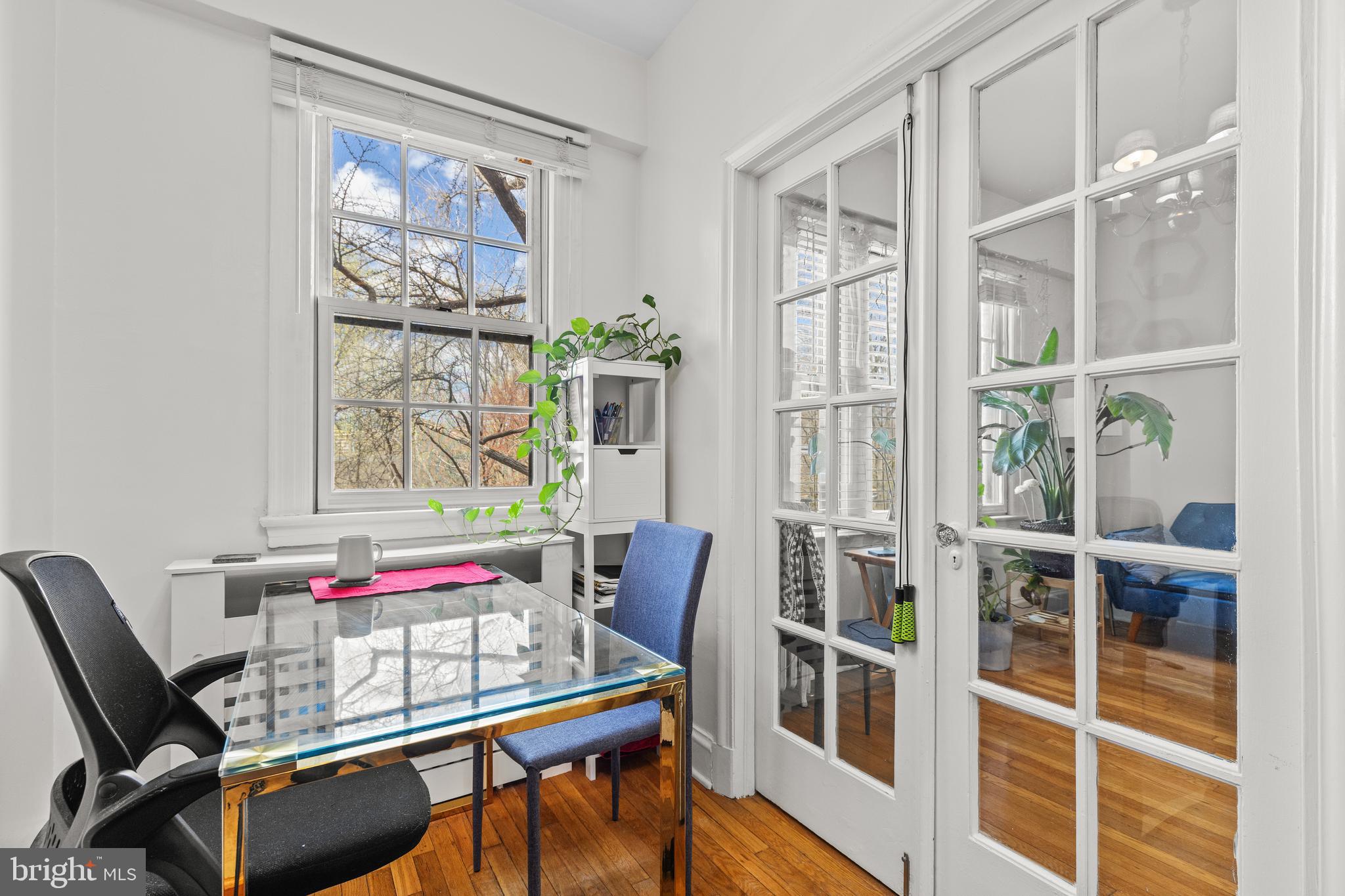 2032 Belmont Rd NW #204