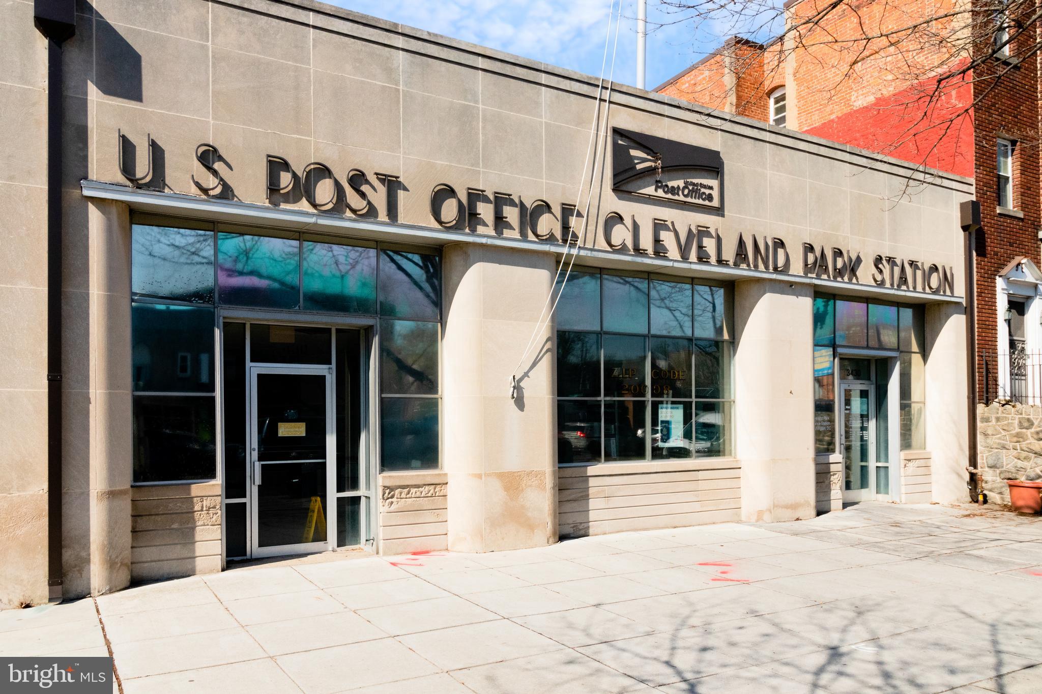 2032 Belmont Rd NW #204