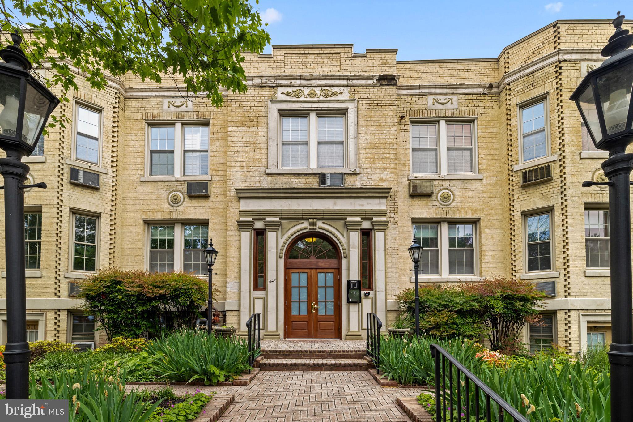 3024 WISCONSIN AVENUE NW 208