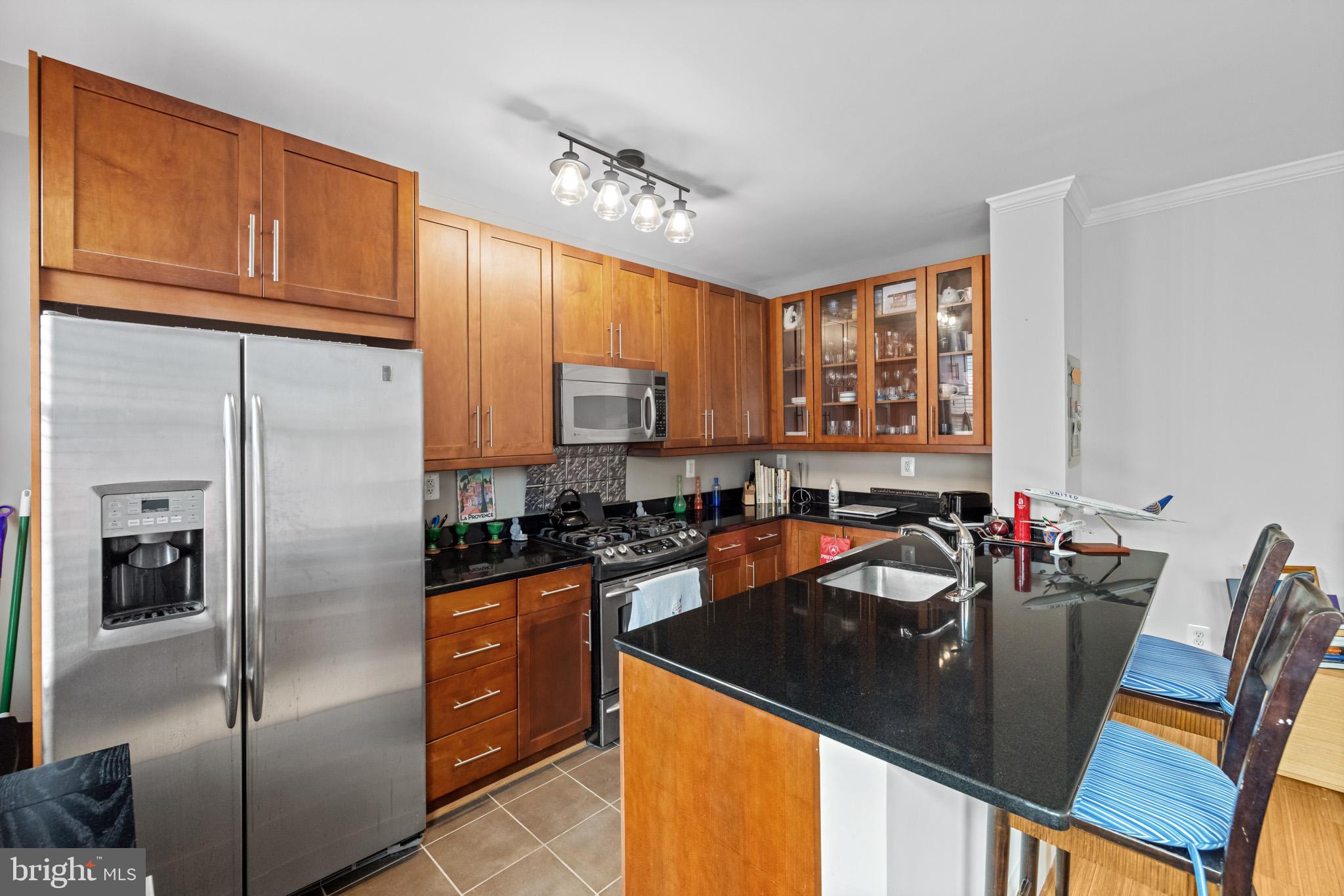 3024 WISCONSIN AVENUE NW 208