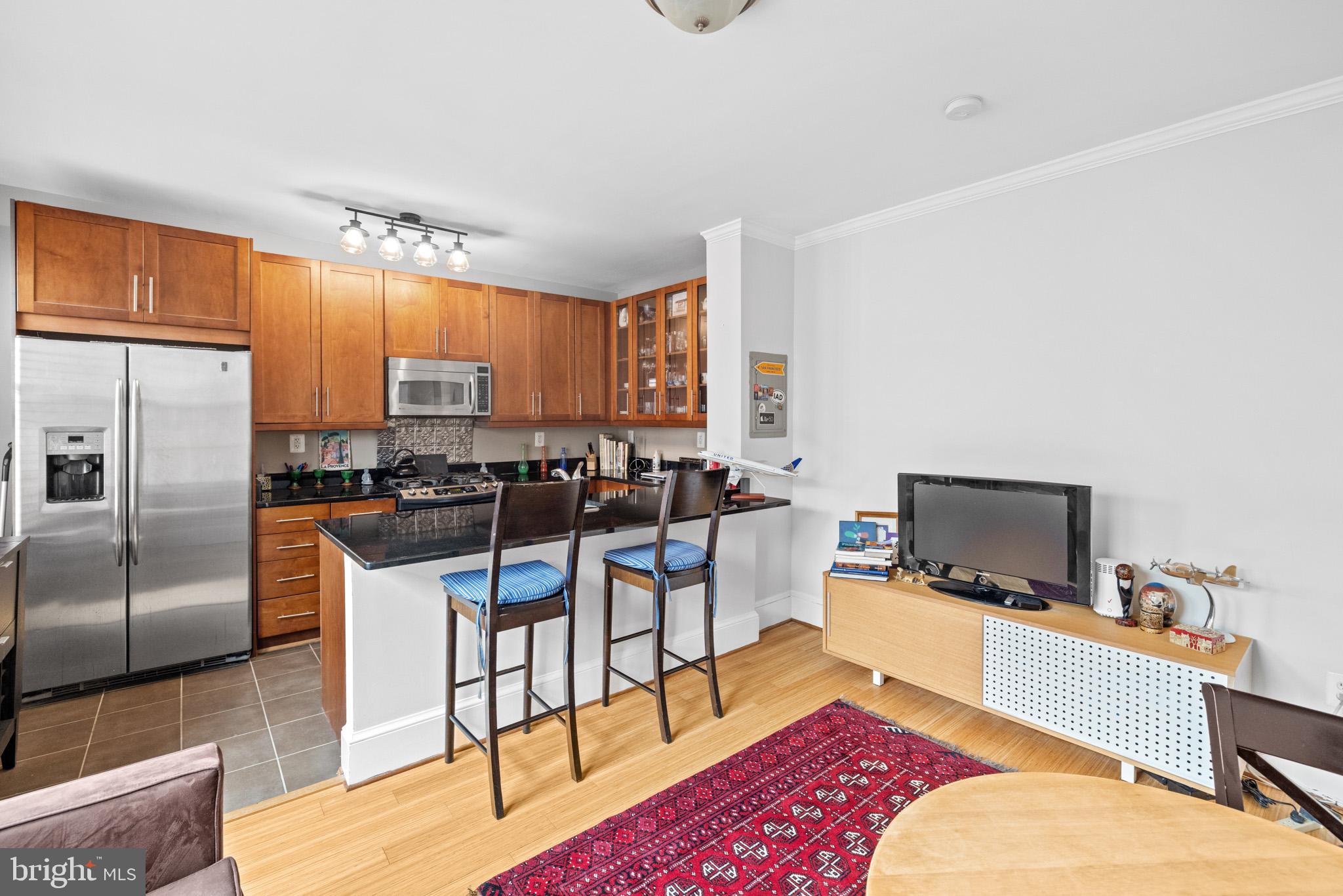 3024 WISCONSIN AVENUE NW 208