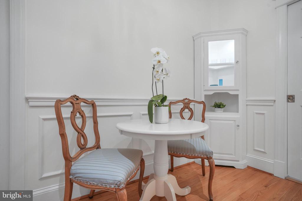 1657 31ST STREET NW 203