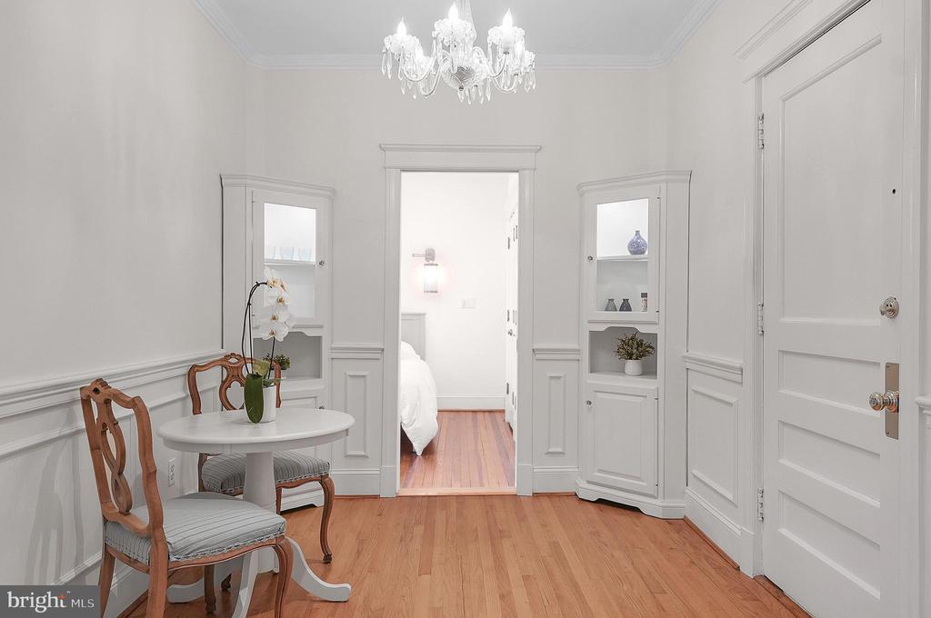 1657 31ST STREET NW 203