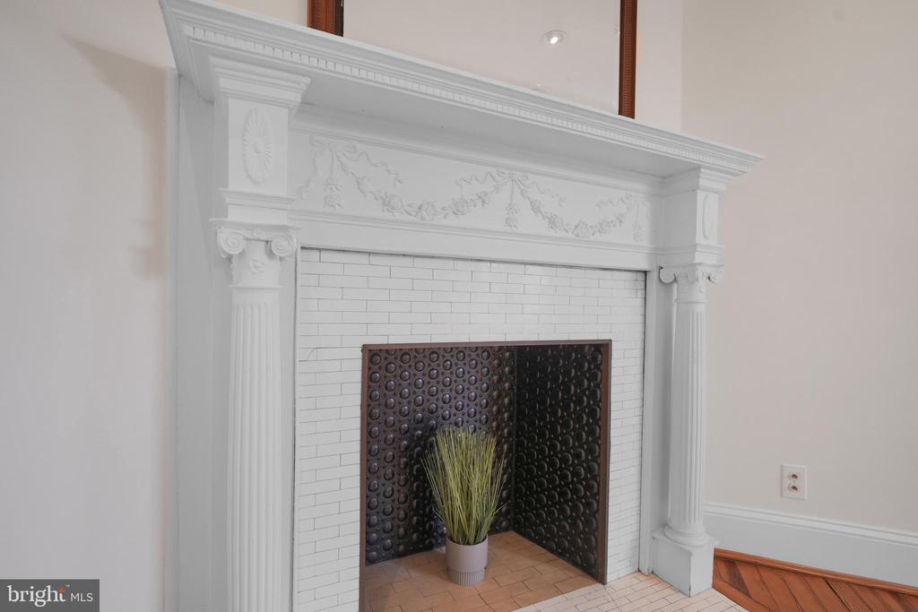 1657 31ST STREET NW 203