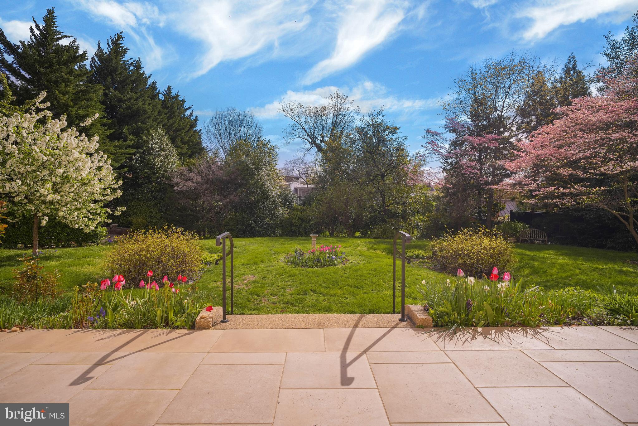 1657 31ST STREET NW 203