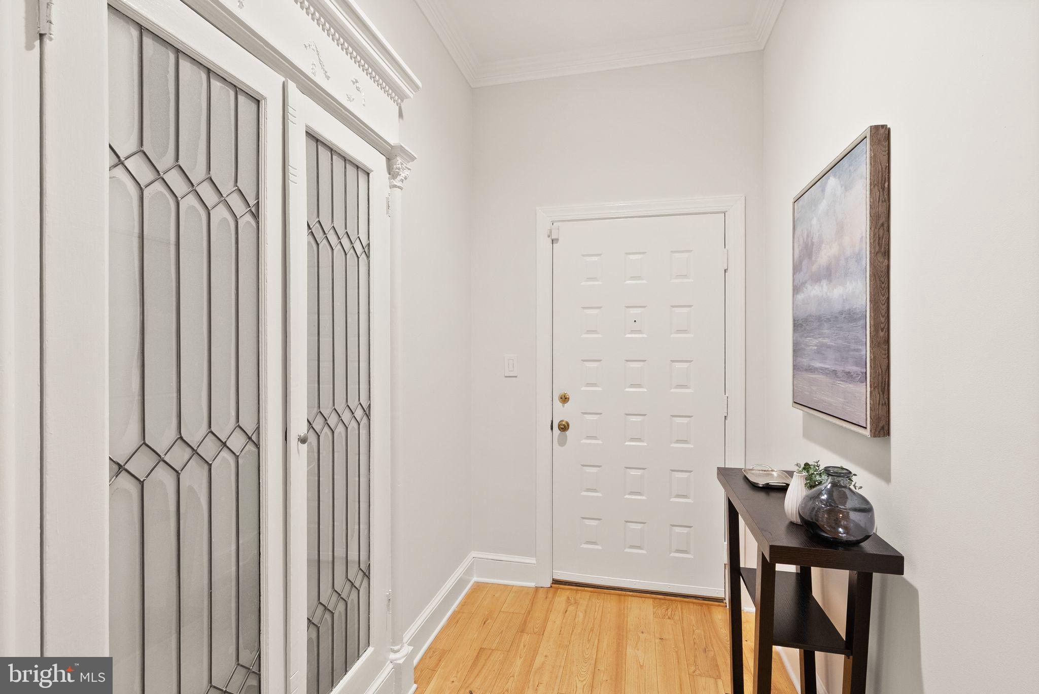 2000 16th St NW #103