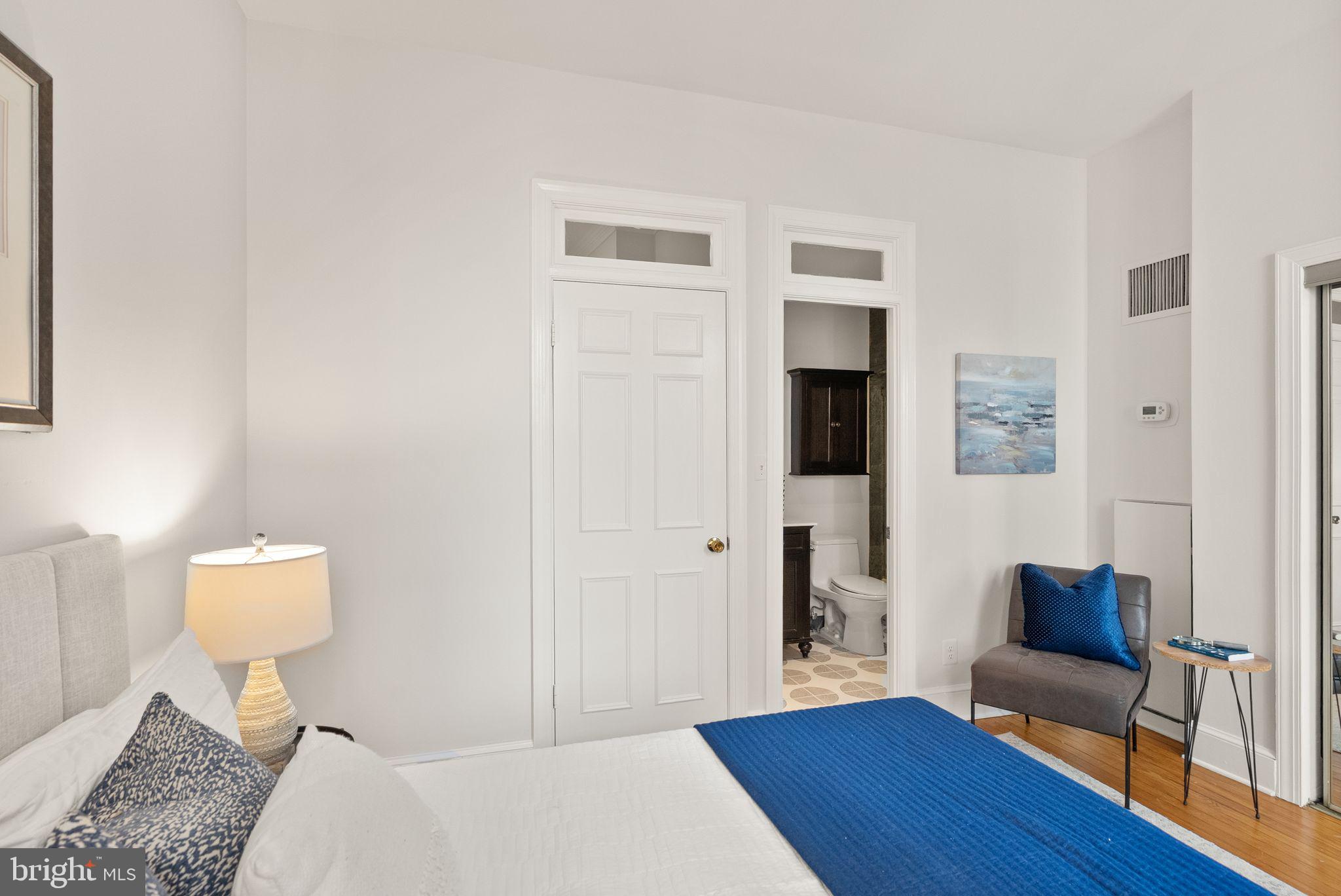 2000 16th St NW #103