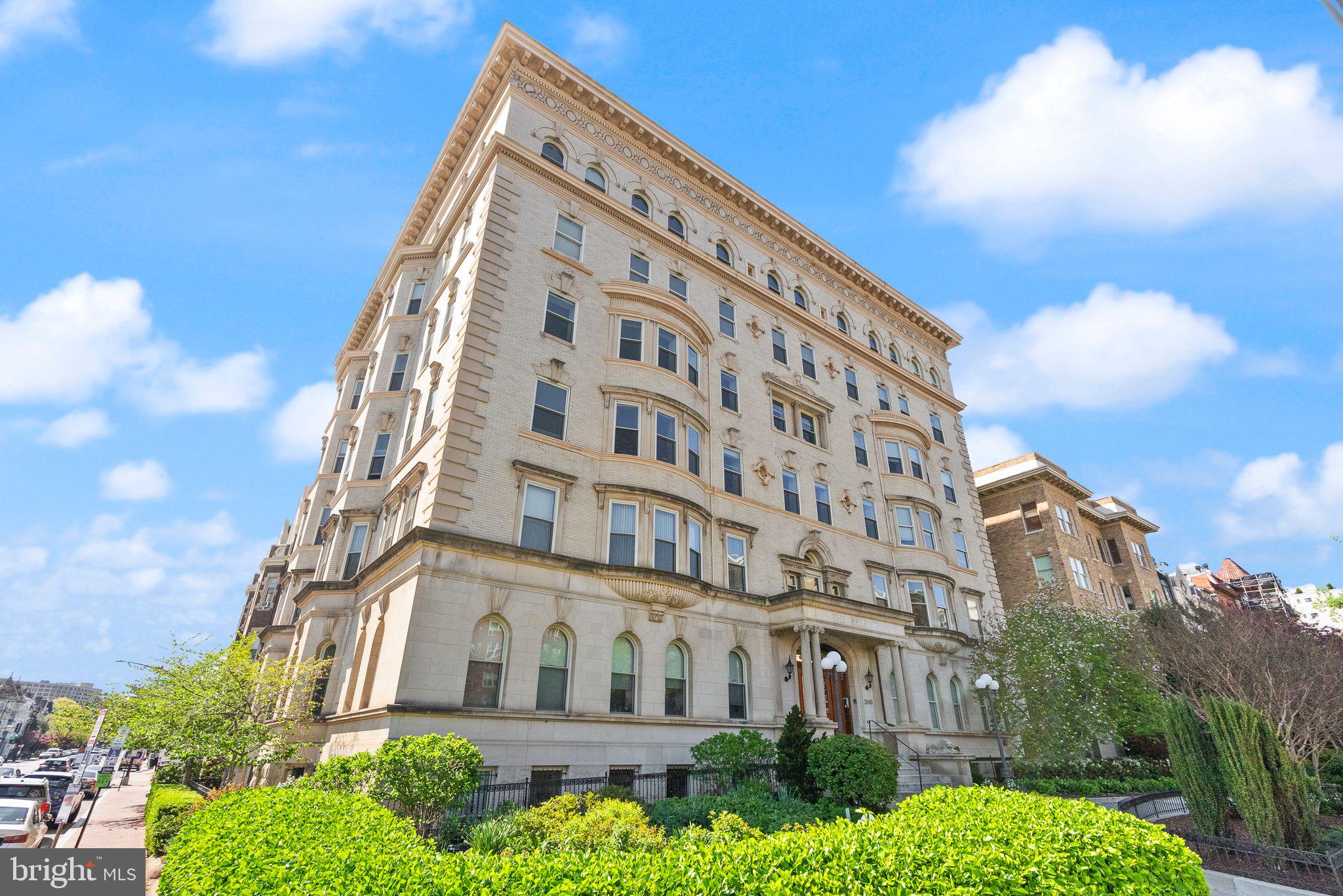 2000 16th St NW #103