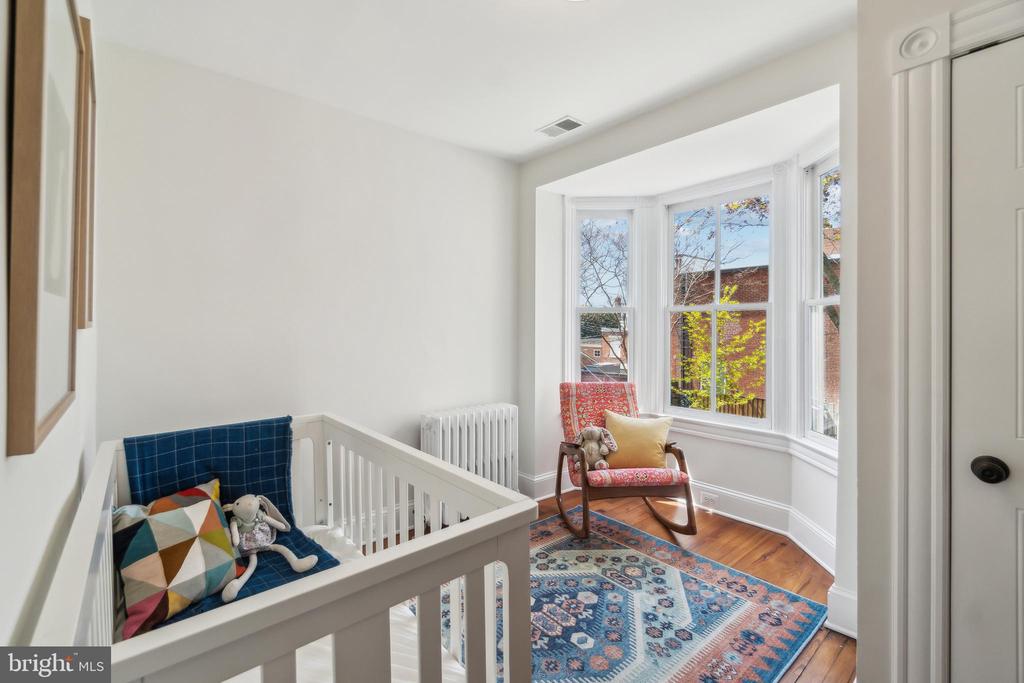 1626 34th St NW