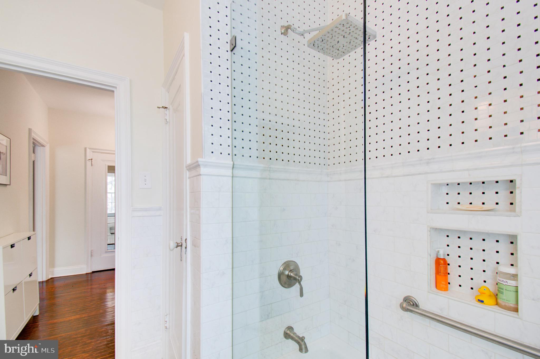 4700 Connecticut Ave NW #208