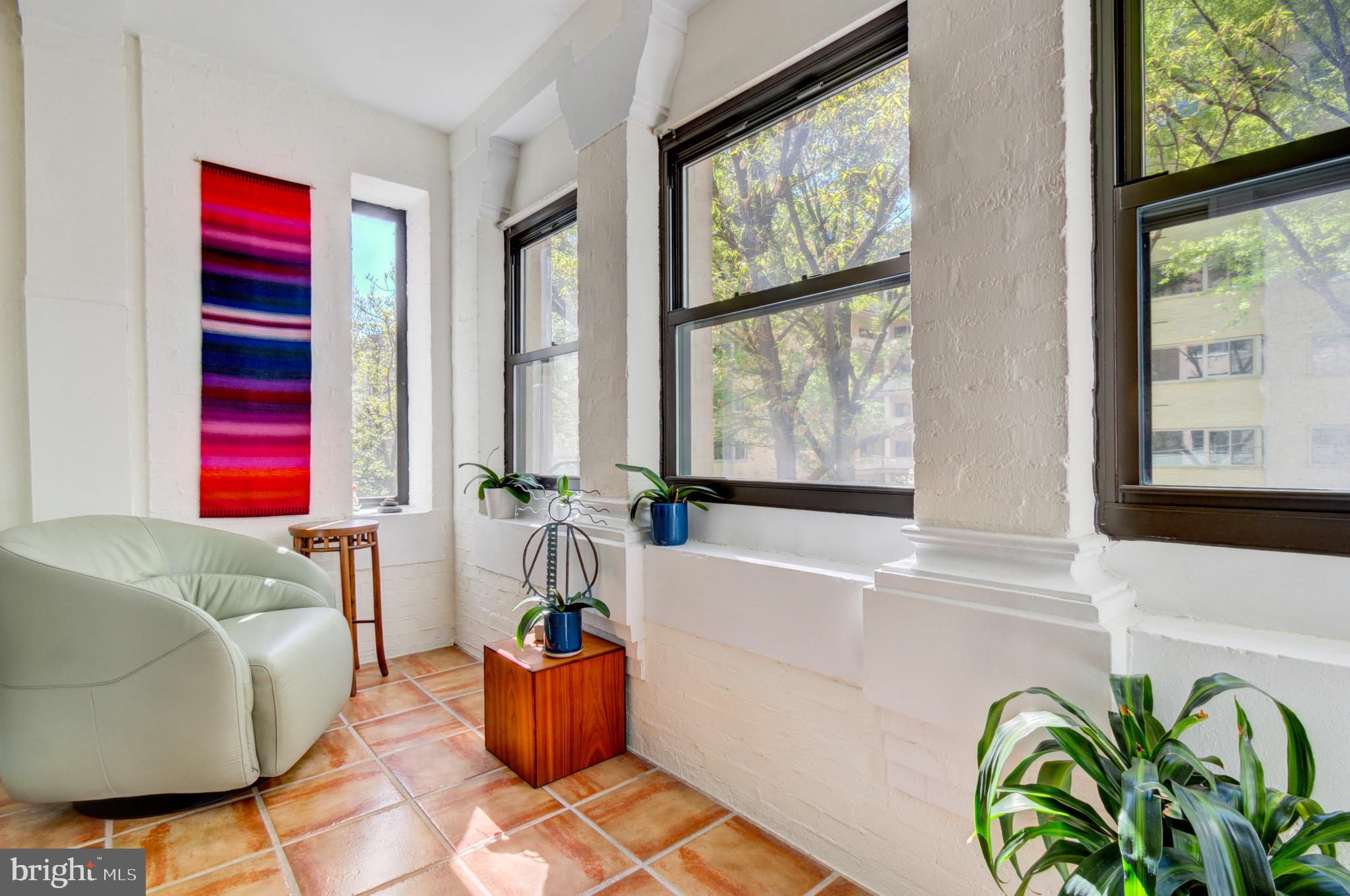 4700 Connecticut Ave NW #208