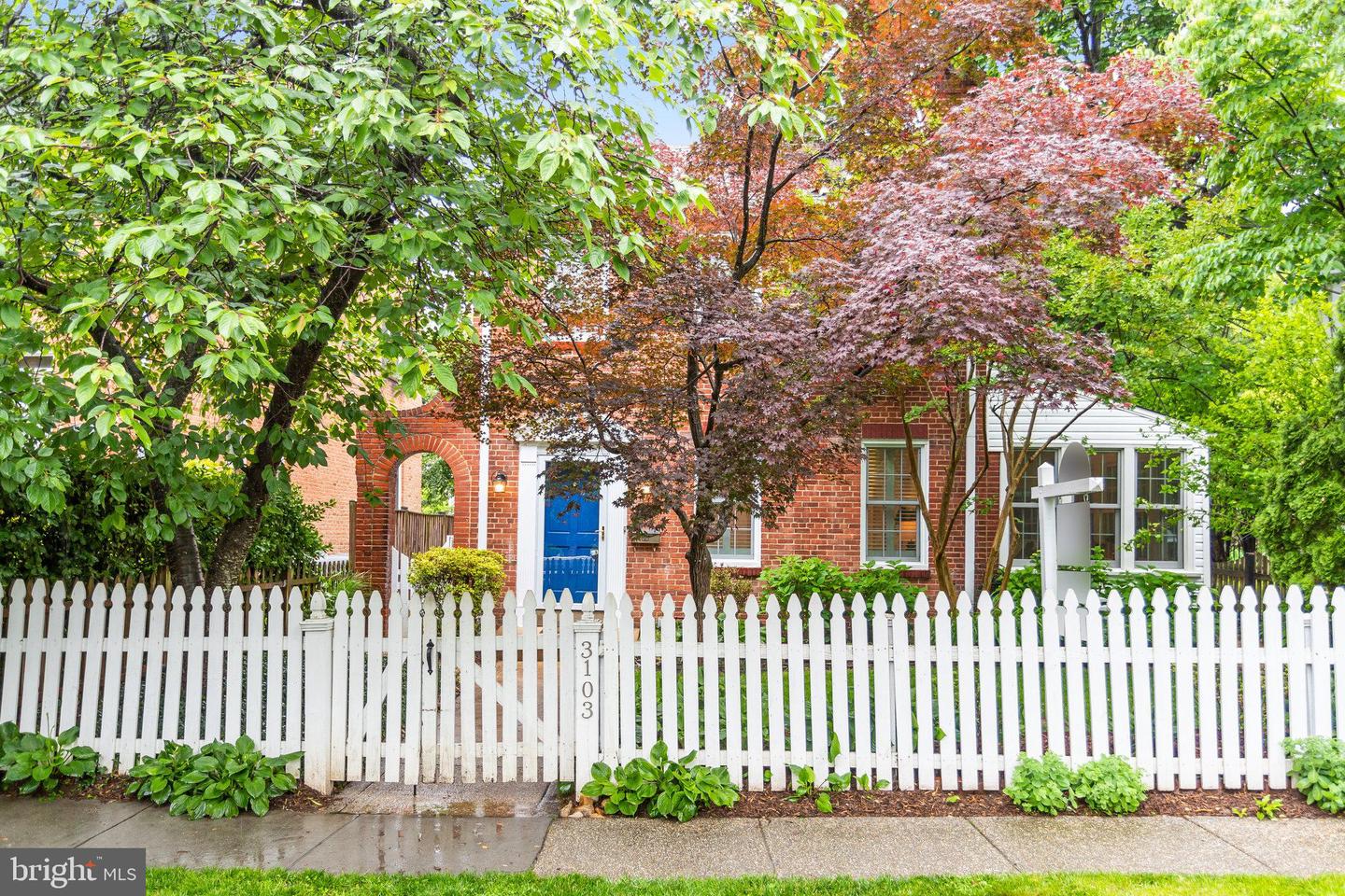 3103 Oliver St NW
