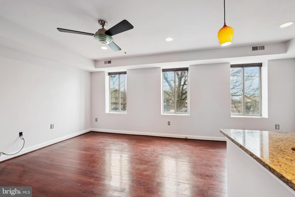 5401 9TH STREET NW 202