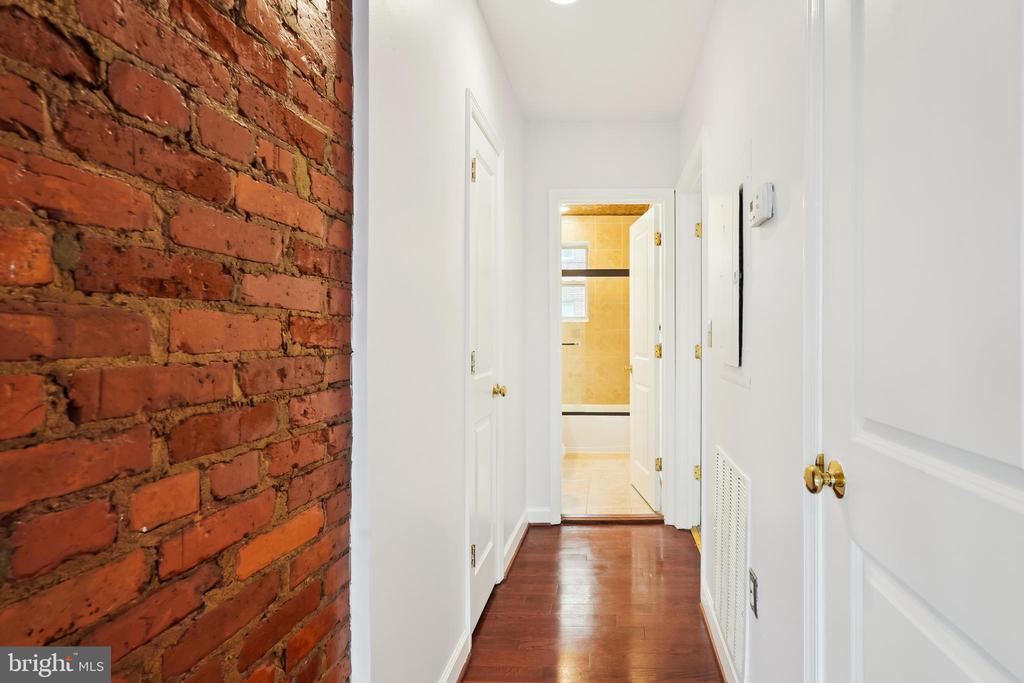 5401 9TH STREET NW 202