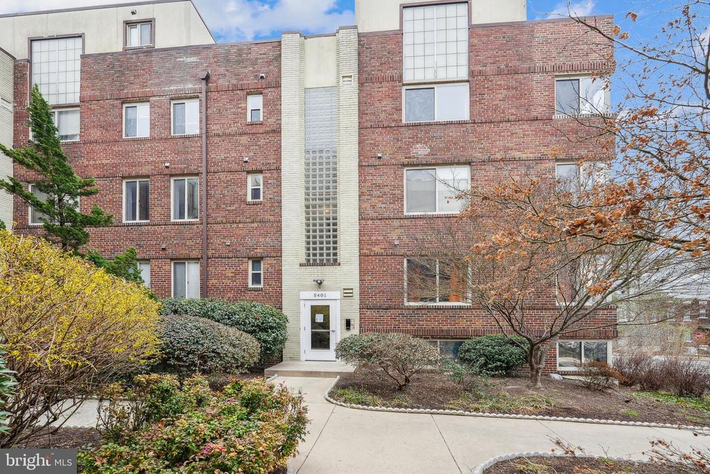 5401 9TH STREET NW 202