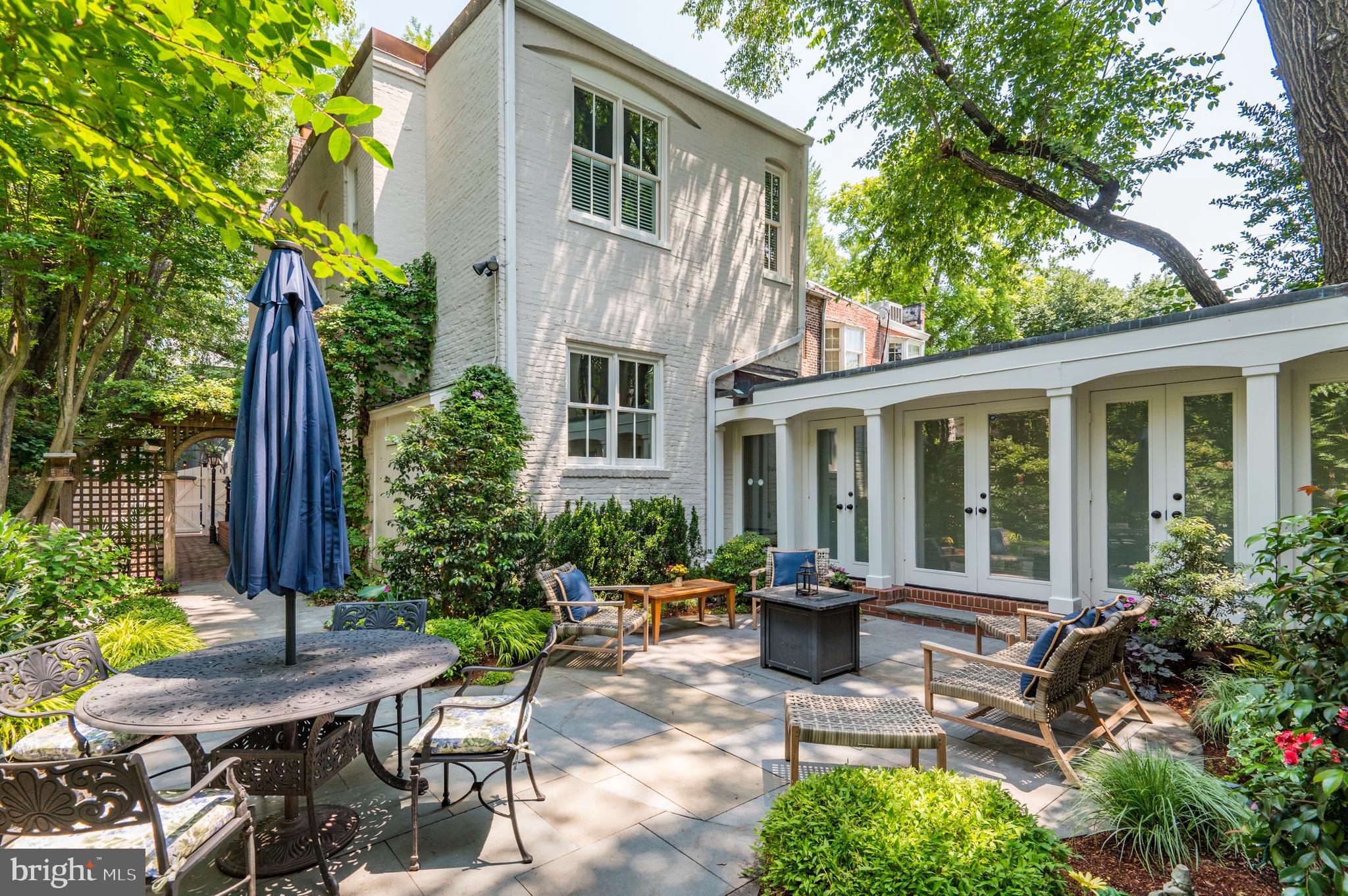 1236 Potomac St NW