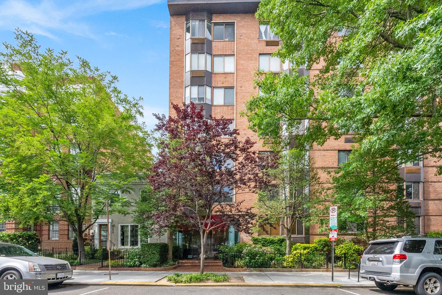 1825 T St NW #701