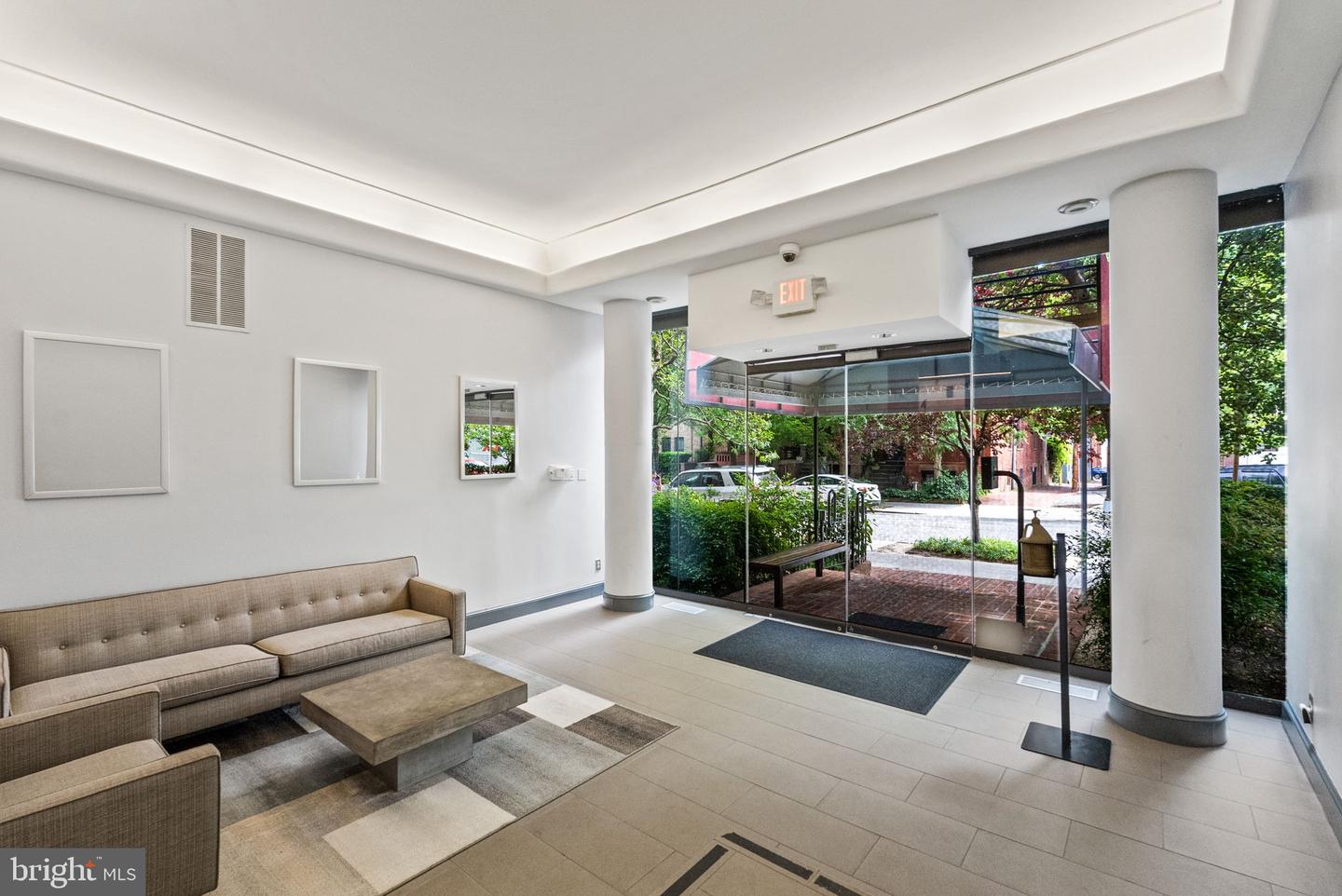 1825 T St NW #701