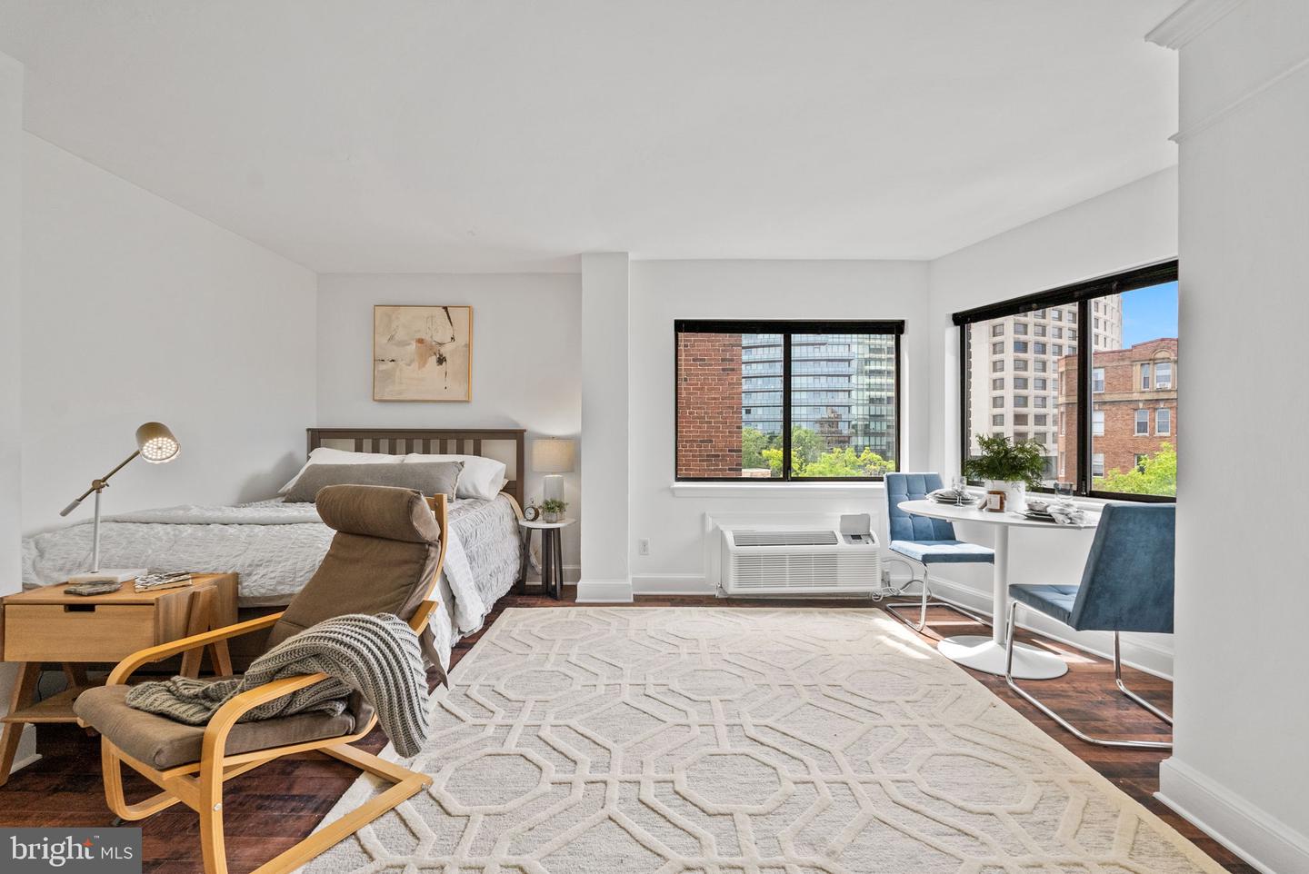 1825 T St NW #701