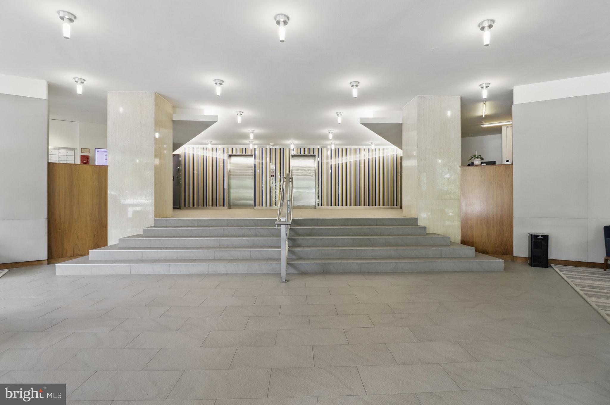 4200 Cathedral Ave NW #317