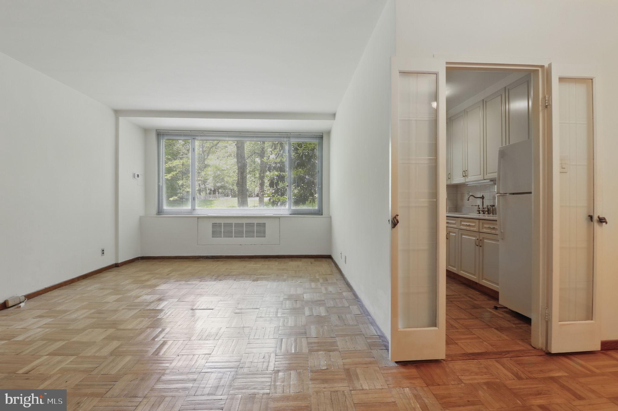 4200 Cathedral Ave NW #317