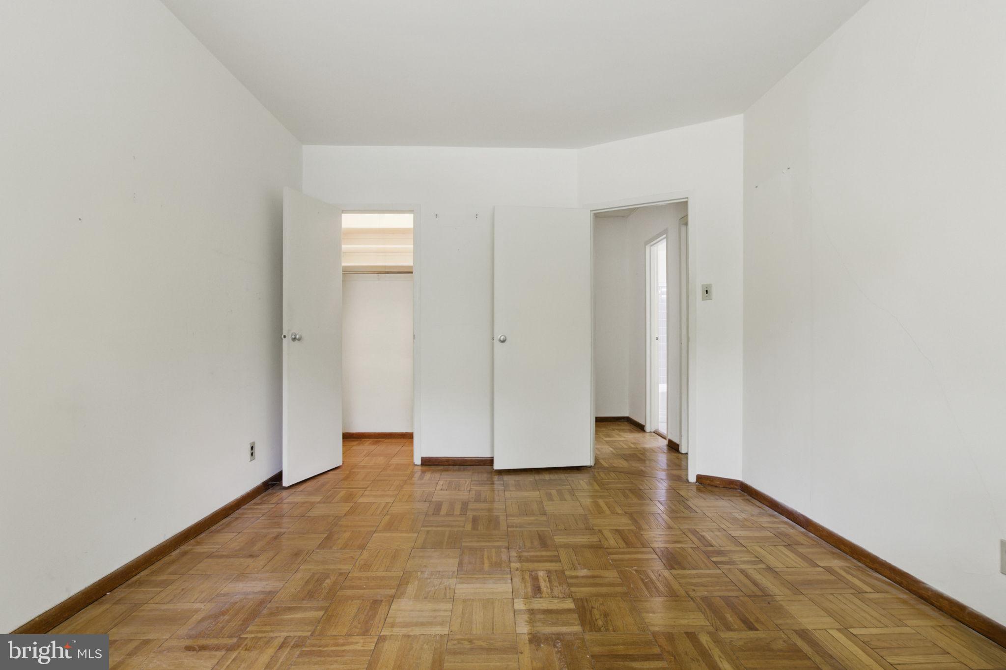 4200 Cathedral Ave NW #317