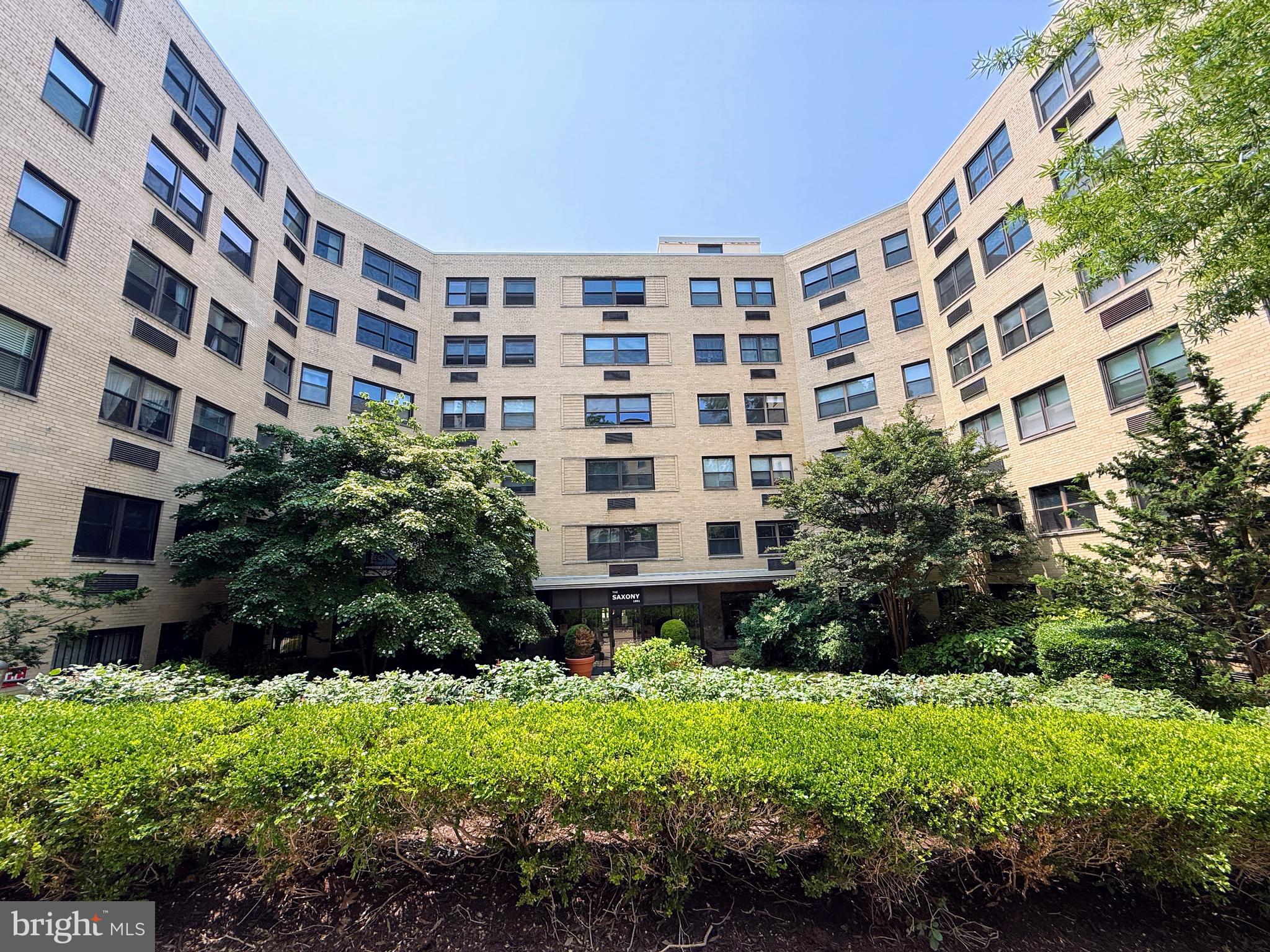 1801 Clydesdale Pl NW #307