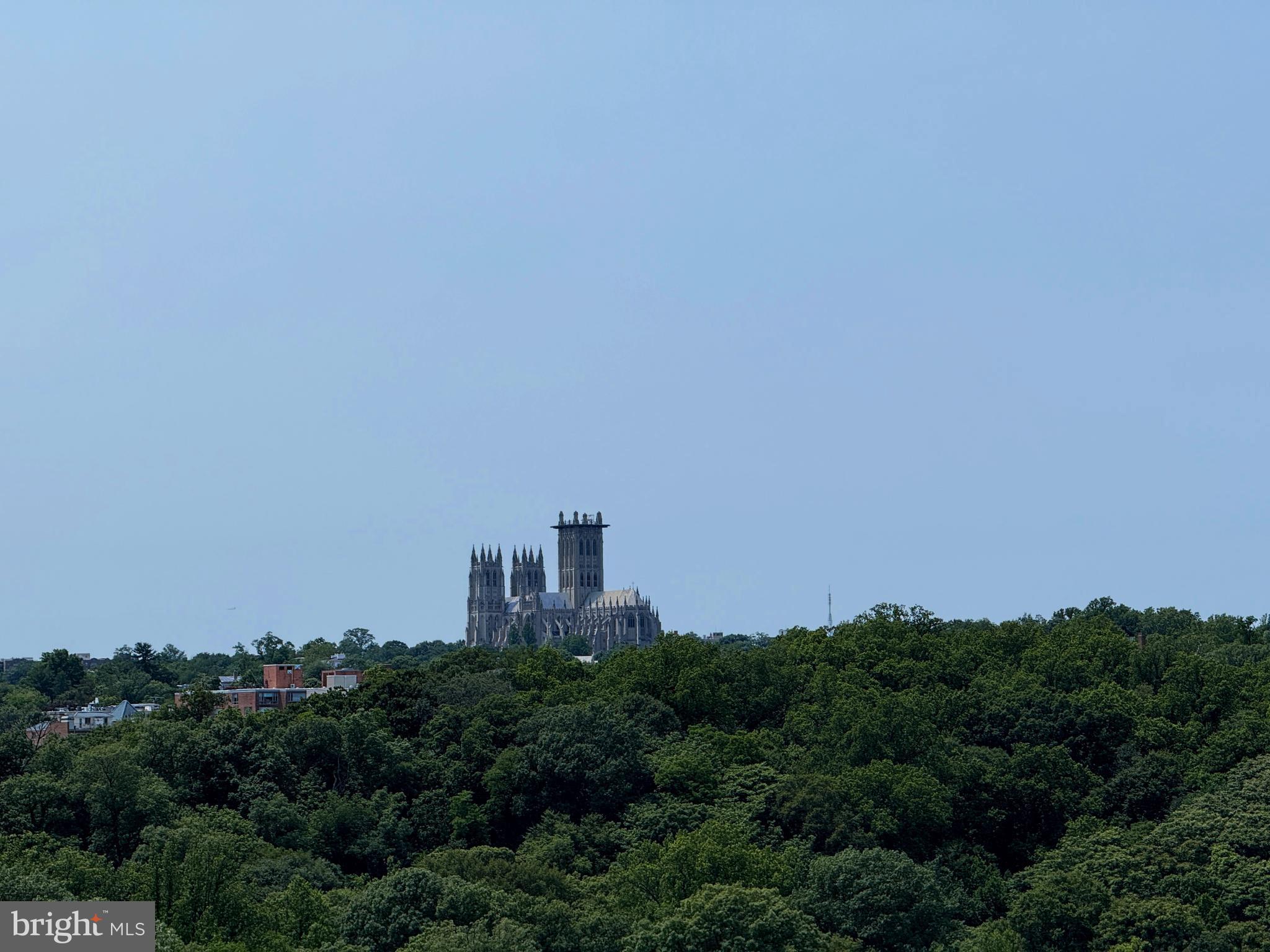 1801 Clydesdale Pl NW #307