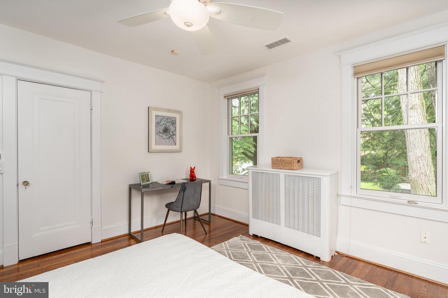 5045 Reno Rd NW