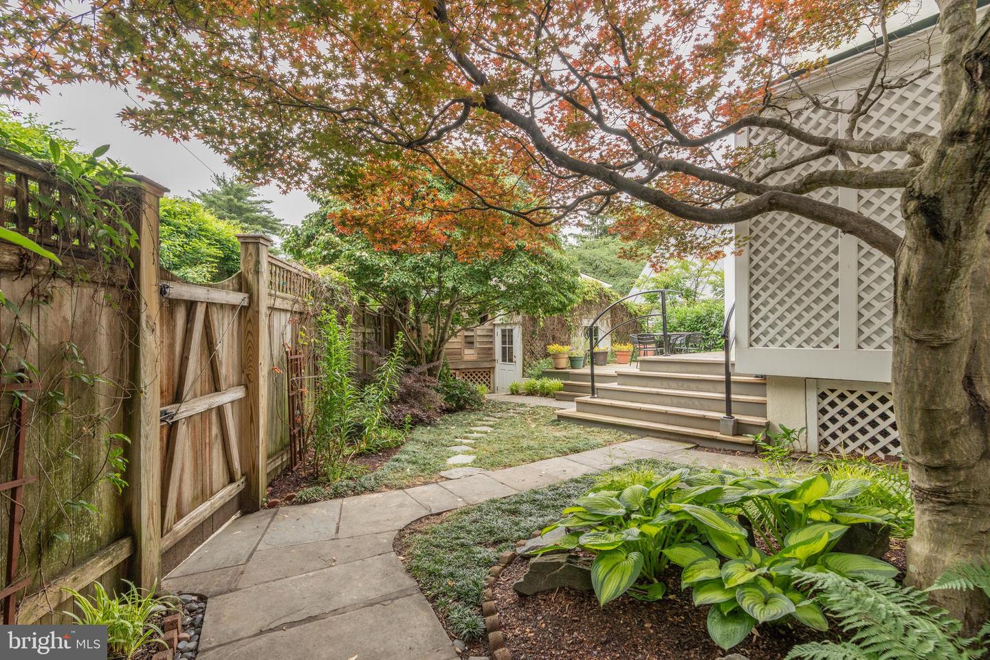 5045 Reno Rd NW