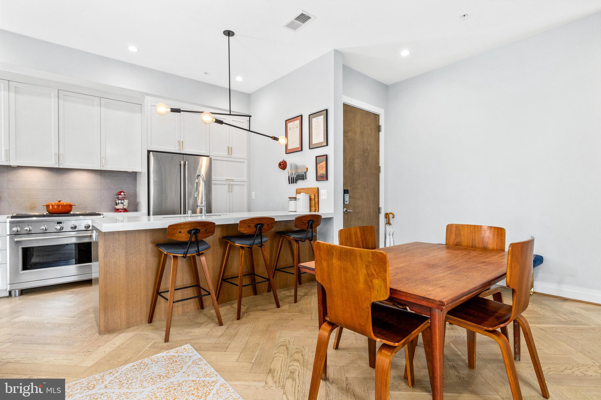 3043 15TH STREET NW 6