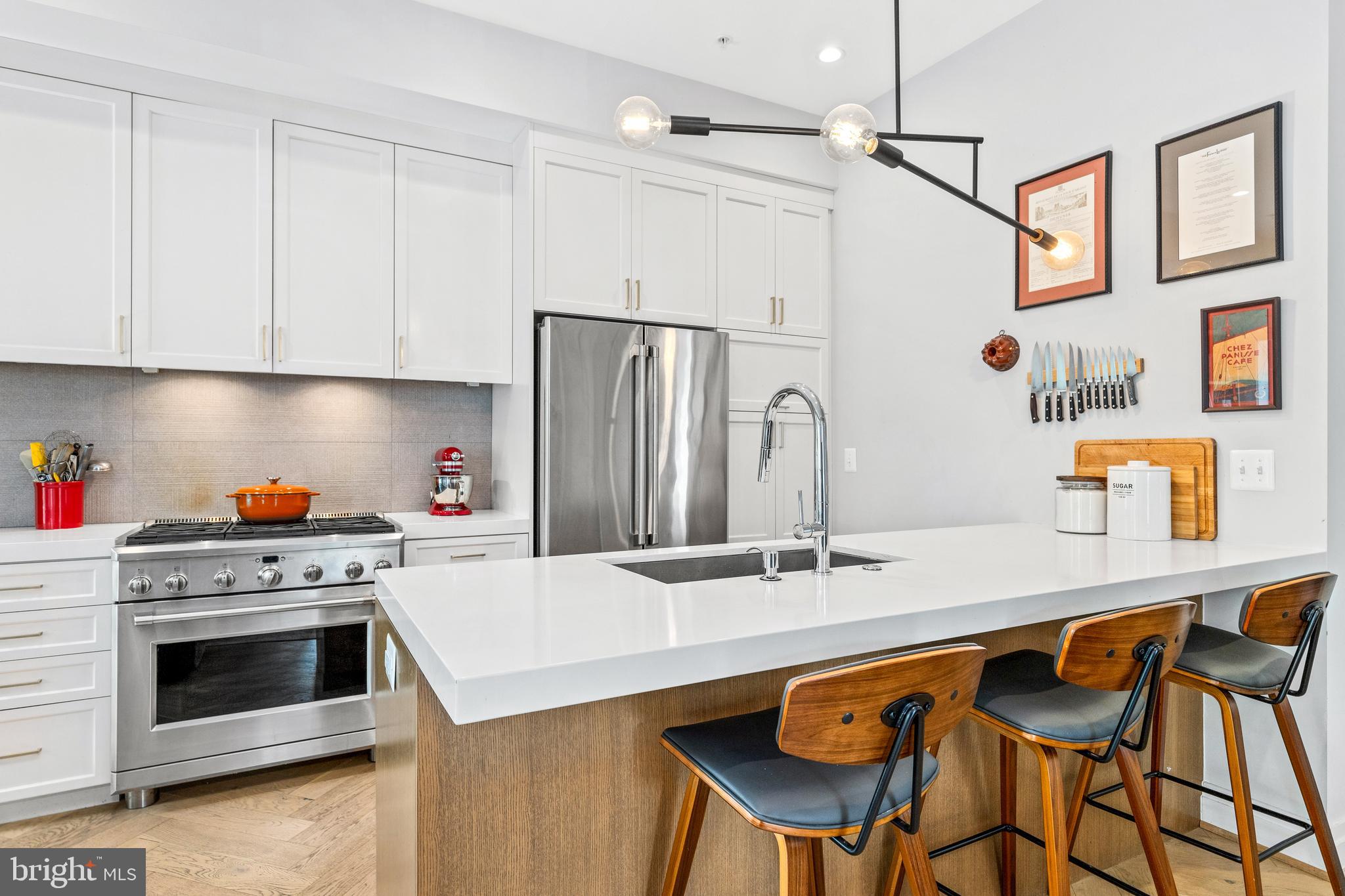 3043 15TH STREET NW 6